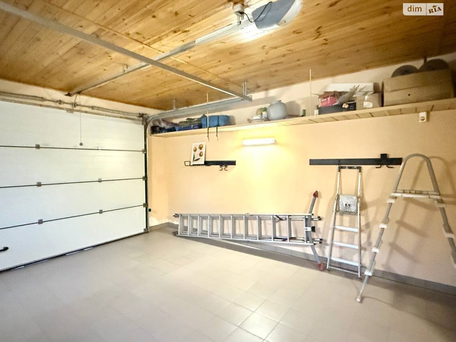 двоповерховий будинок з гаражем, 237.8 кв. м, цегла. Здається помісячно в Вінниці, в районі undefined фото 1 двопроверховий будинок з гаражем, 237.8 кв. м, цегла. Здається помісячно в Вінниці, в районі undefined фото 1