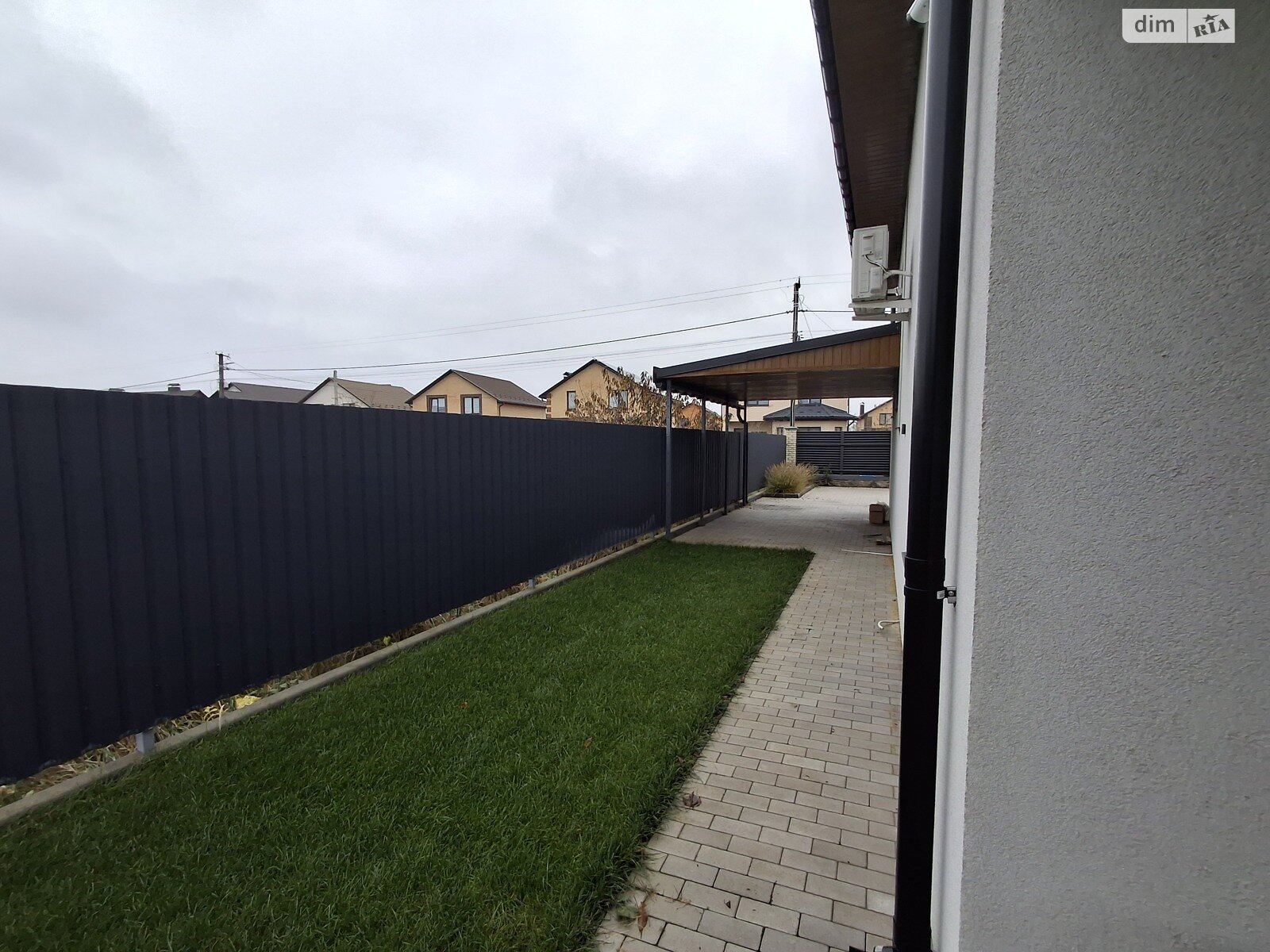 двухэтажный дом с балконом, 155 кв. м, кирпич. Сдается помесячно в Агрономичном фото 1