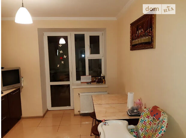 двухэтажный дом с камином, 230 кв. м, кирпич. Сдается помесячно в село Слобода-Дашковецкая, Винницкая обл. фото 1 двухэтажный дом с камином, 230 кв. м, кирпич. Сдается помесячно в село Слобода-Дашковецкая, Винницкая обл. фото 1