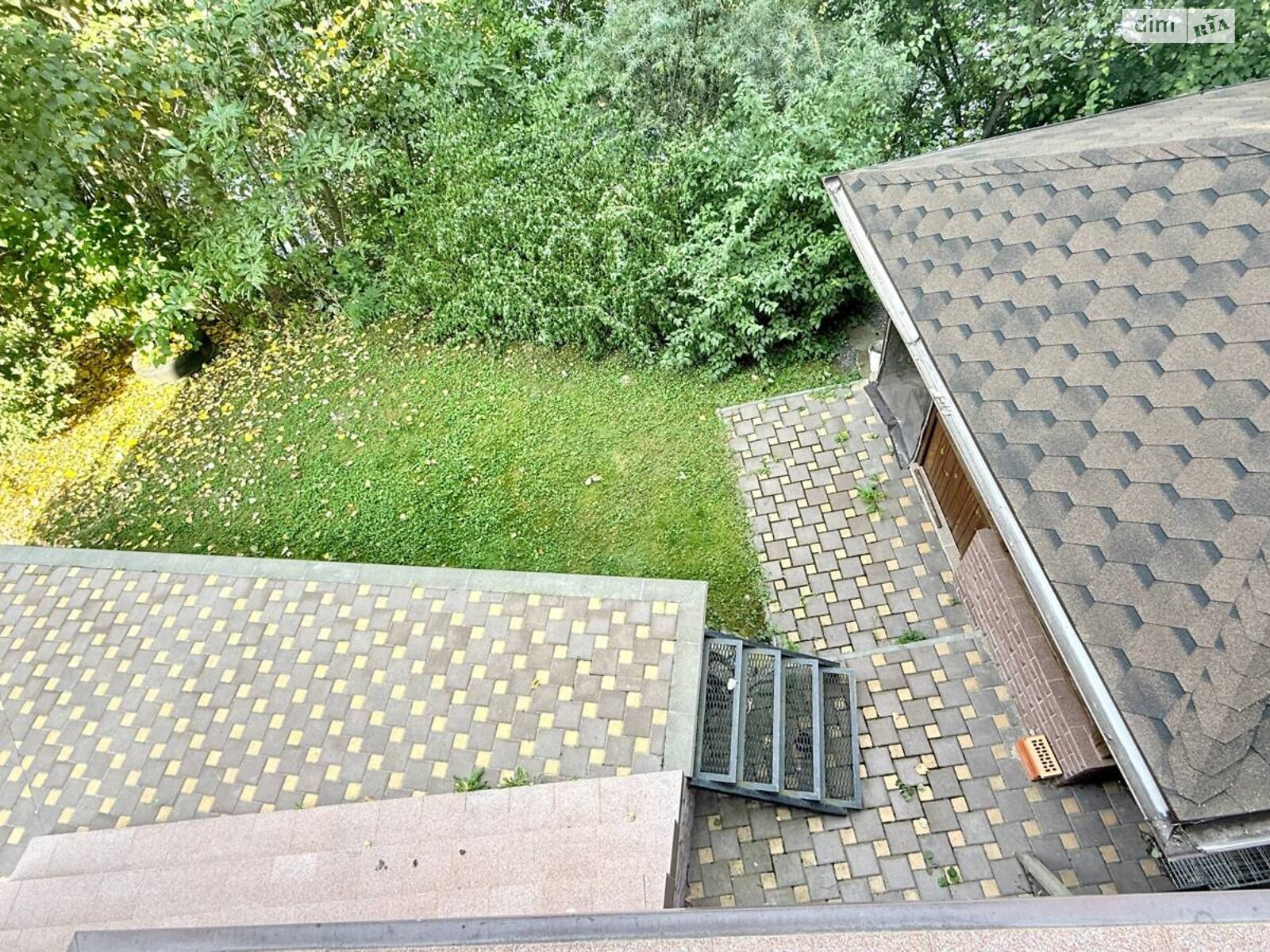 двухэтажный дом с балконом, 100 кв. м, кирпич. Сдается помесячно в Виннице, в районе Старый город фото 1