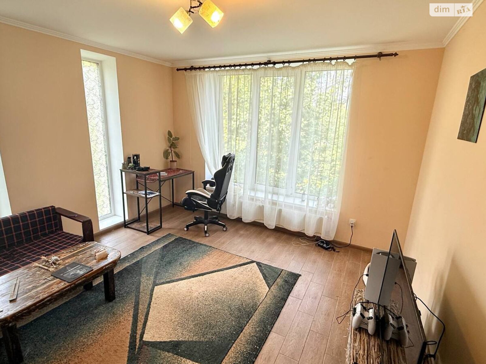 двухэтажный дом с балконом, 100 кв. м, кирпич. Сдается помесячно в Виннице, в районе Старый город фото 1