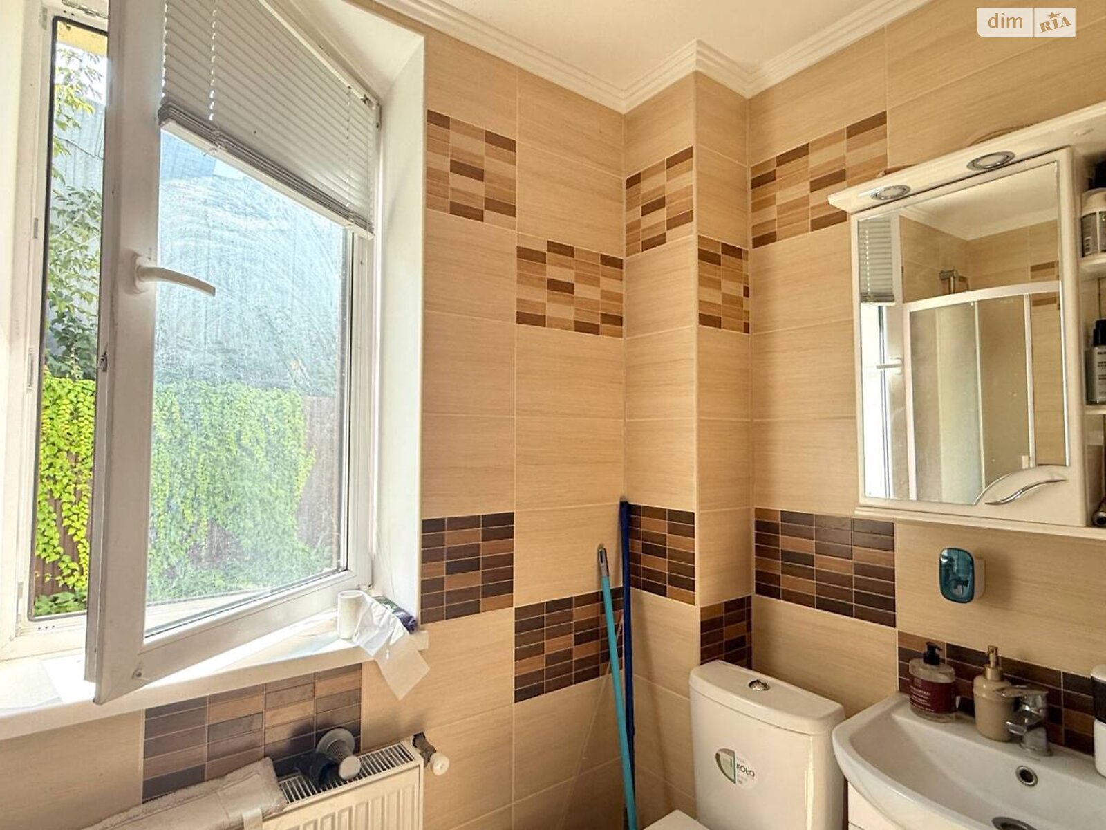 двухэтажный дом с балконом, 100 кв. м, кирпич. Сдается помесячно в Виннице, в районе Старый город фото 1