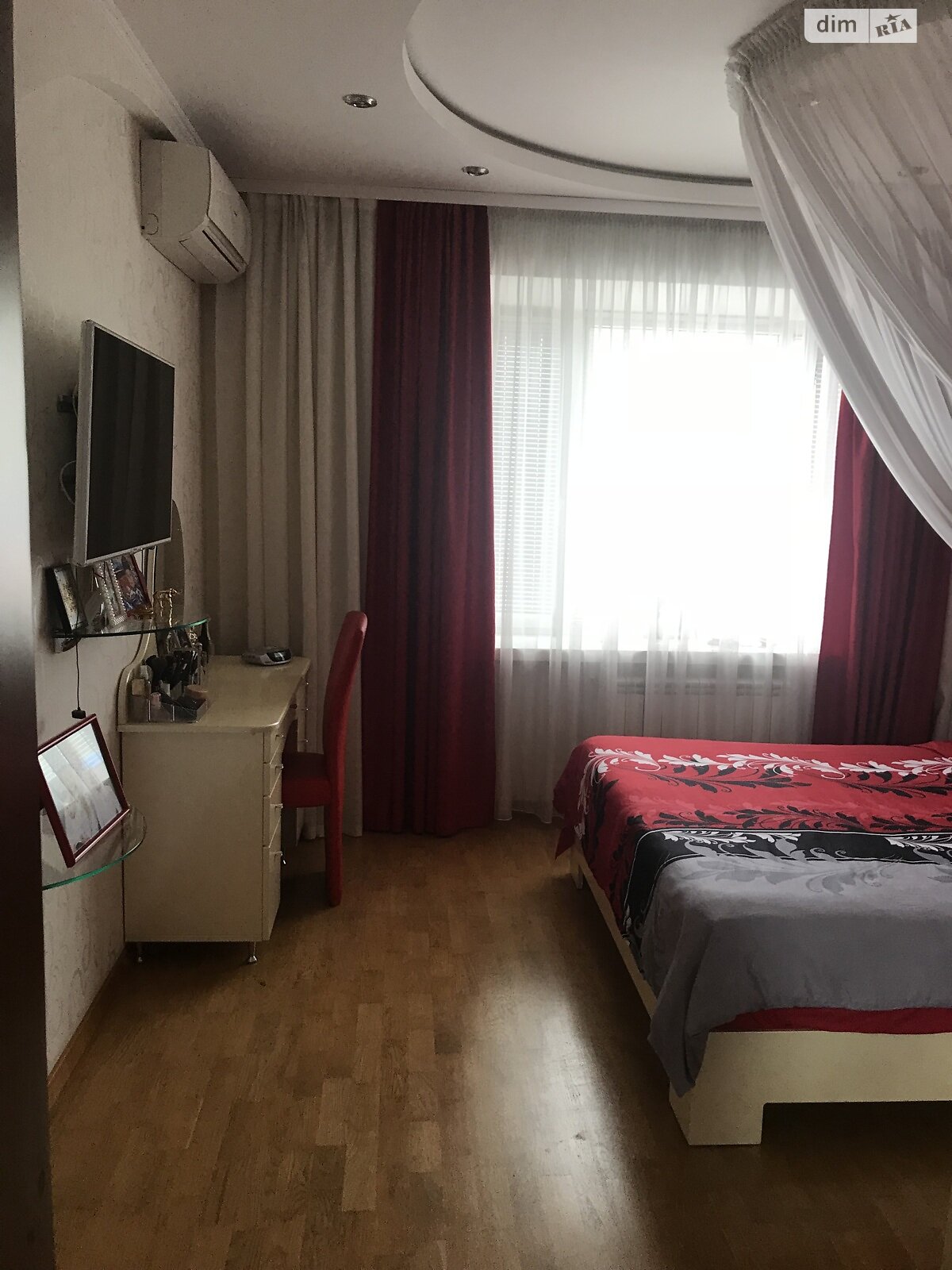 триповерховий будинок бесідка, 270 кв. м, кирпич. Здається помісячно в Вінниці, в районі Старе місто фото 1 трипроверховий будинок бесідка, 270 кв. м, кирпич. Здається помісячно в Вінниці, в районі Старе місто фото 1