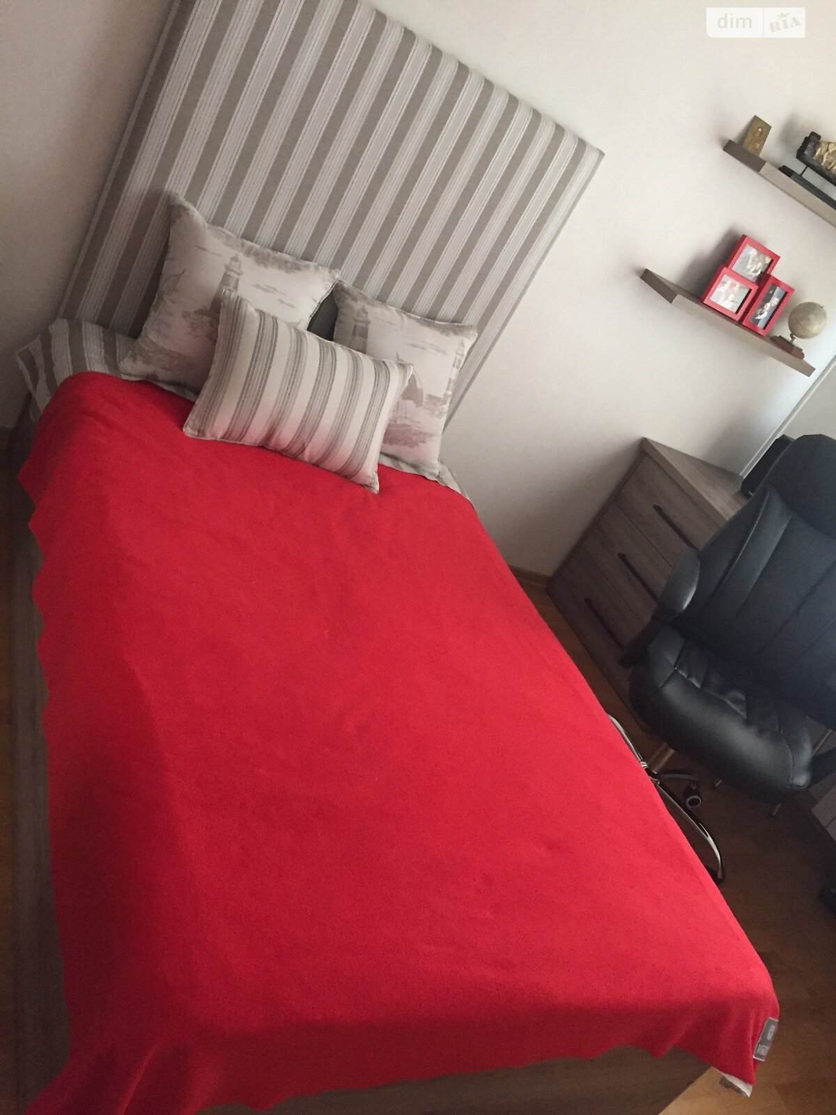 триповерховий будинок бесідка, 270 кв. м, кирпич. Здається помісячно в Вінниці, в районі Старе місто фото 1 трипроверховий будинок бесідка, 270 кв. м, кирпич. Здається помісячно в Вінниці, в районі Старе місто фото 1