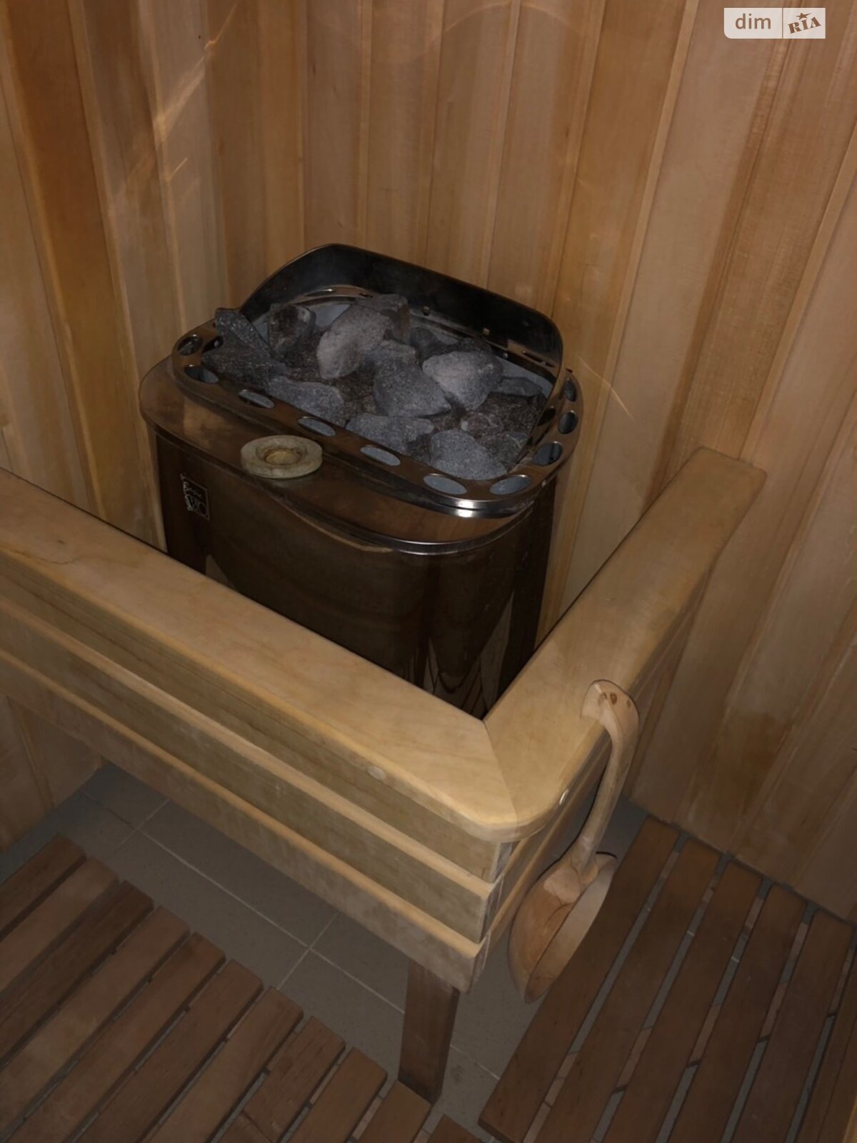 триповерховий будинок бесідка, 270 кв. м, кирпич. Здається помісячно в Вінниці, в районі Старе місто фото 1 трипроверховий будинок бесідка, 270 кв. м, кирпич. Здається помісячно в Вінниці, в районі Старе місто фото 1