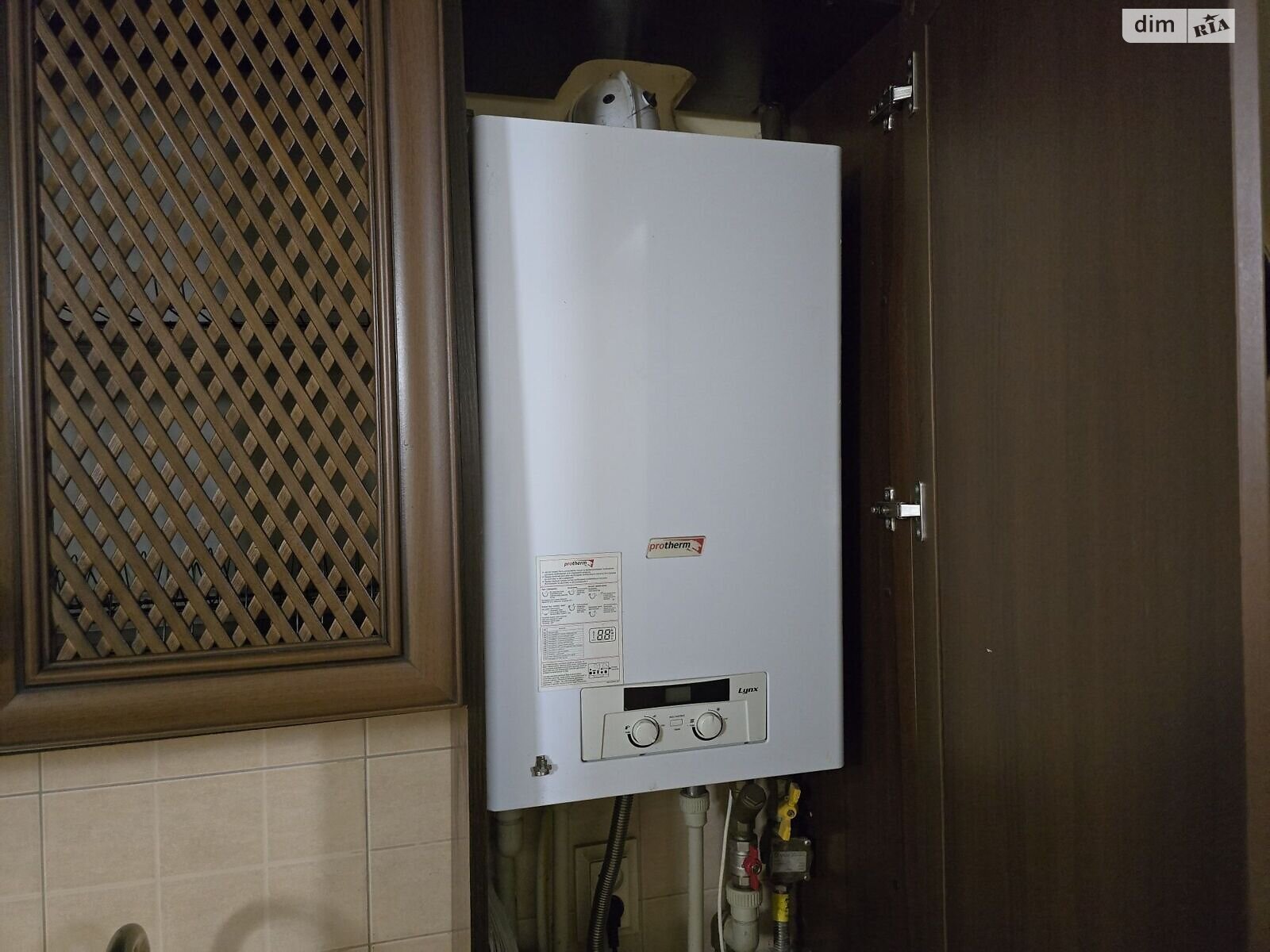 двопроверховий будинок з меблями, 50 кв. м, цегла. Здається помісячно в Вінниці, в районі Старе місто фото 1