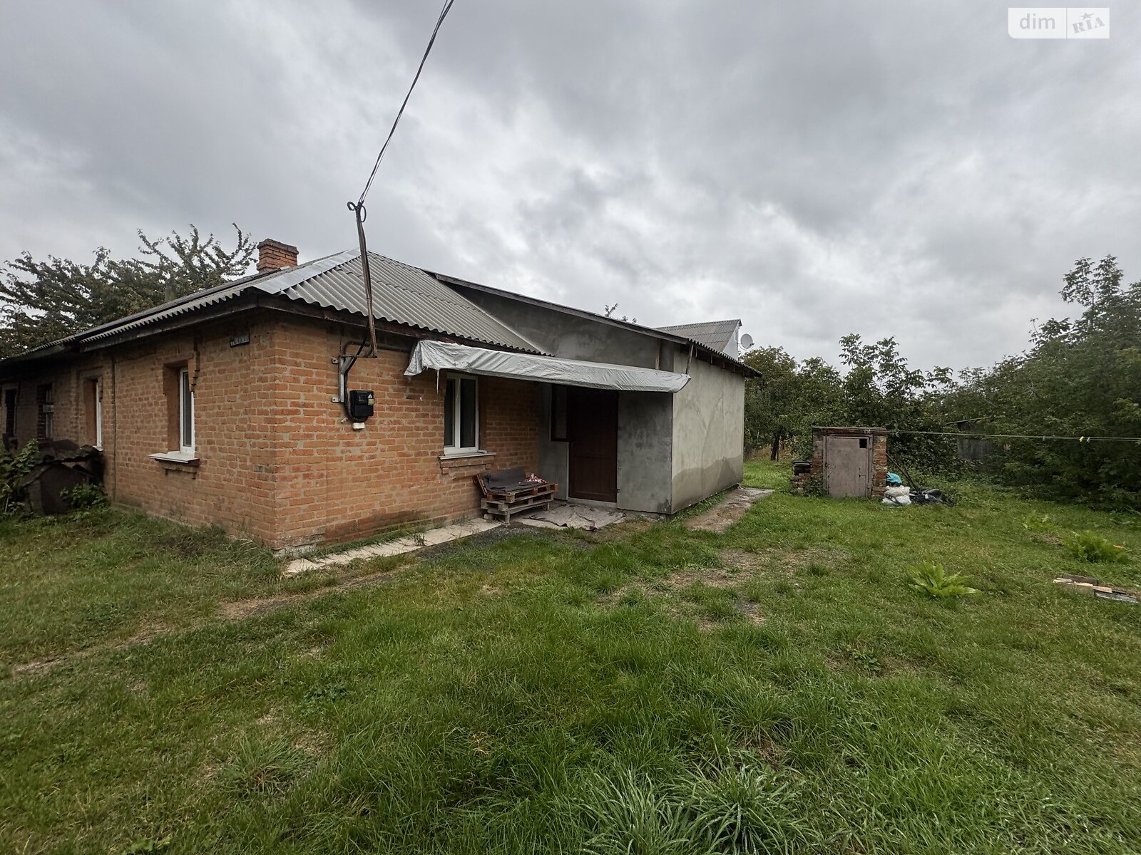 однопроверховий будинок з верандою, 50 кв. м, цегла. Здається помісячно в Вінниці, в районі Старе місто фото 1