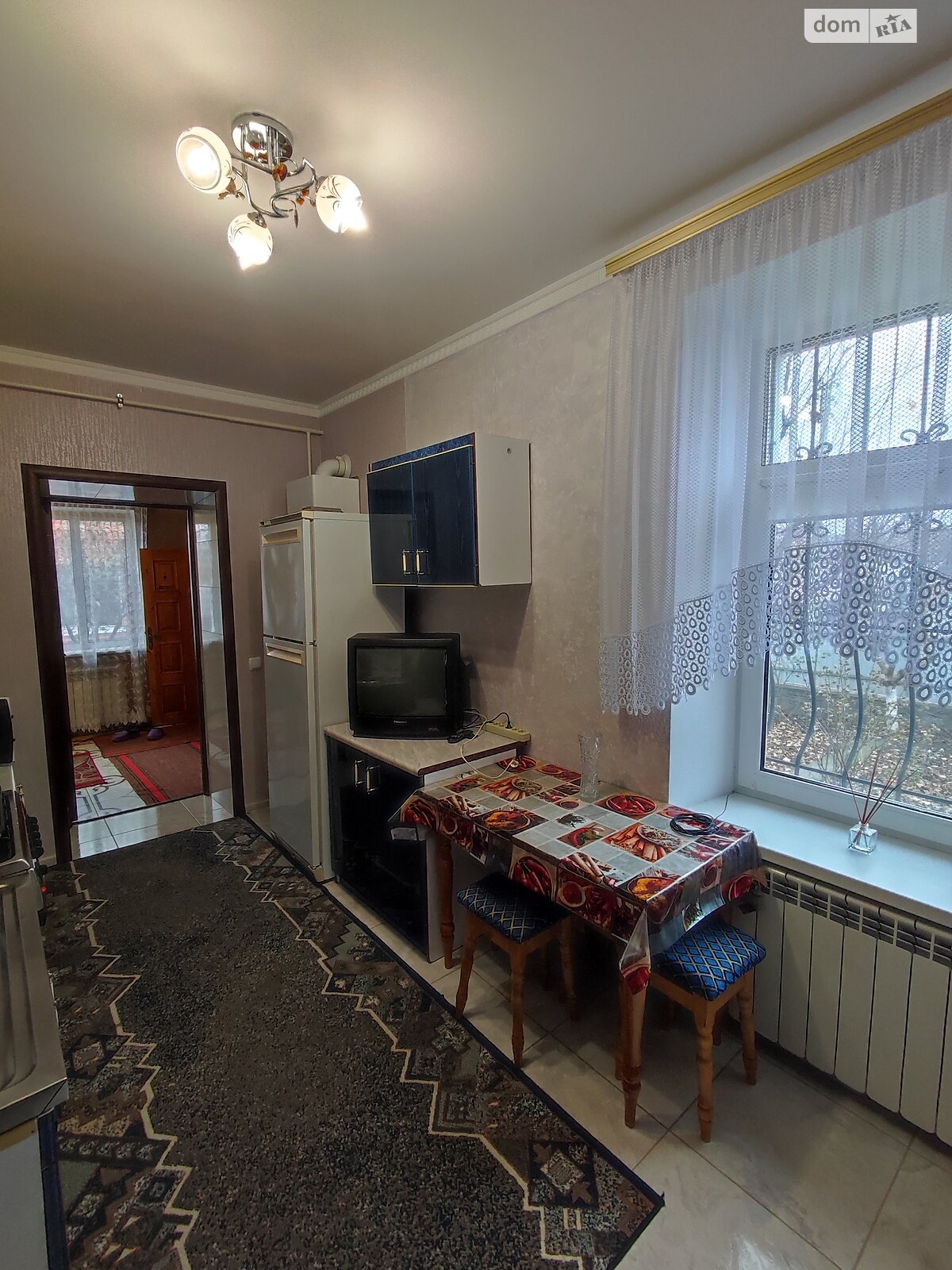 одноэтажный дом с верандой, 79 кв. м, кирпич. Сдается помесячно в Виннице, в районе Старый город фото 1 одноэтажный дом с верандой, 79 кв. м, кирпич. Сдается помесячно в Виннице, в районе Старый город фото 1