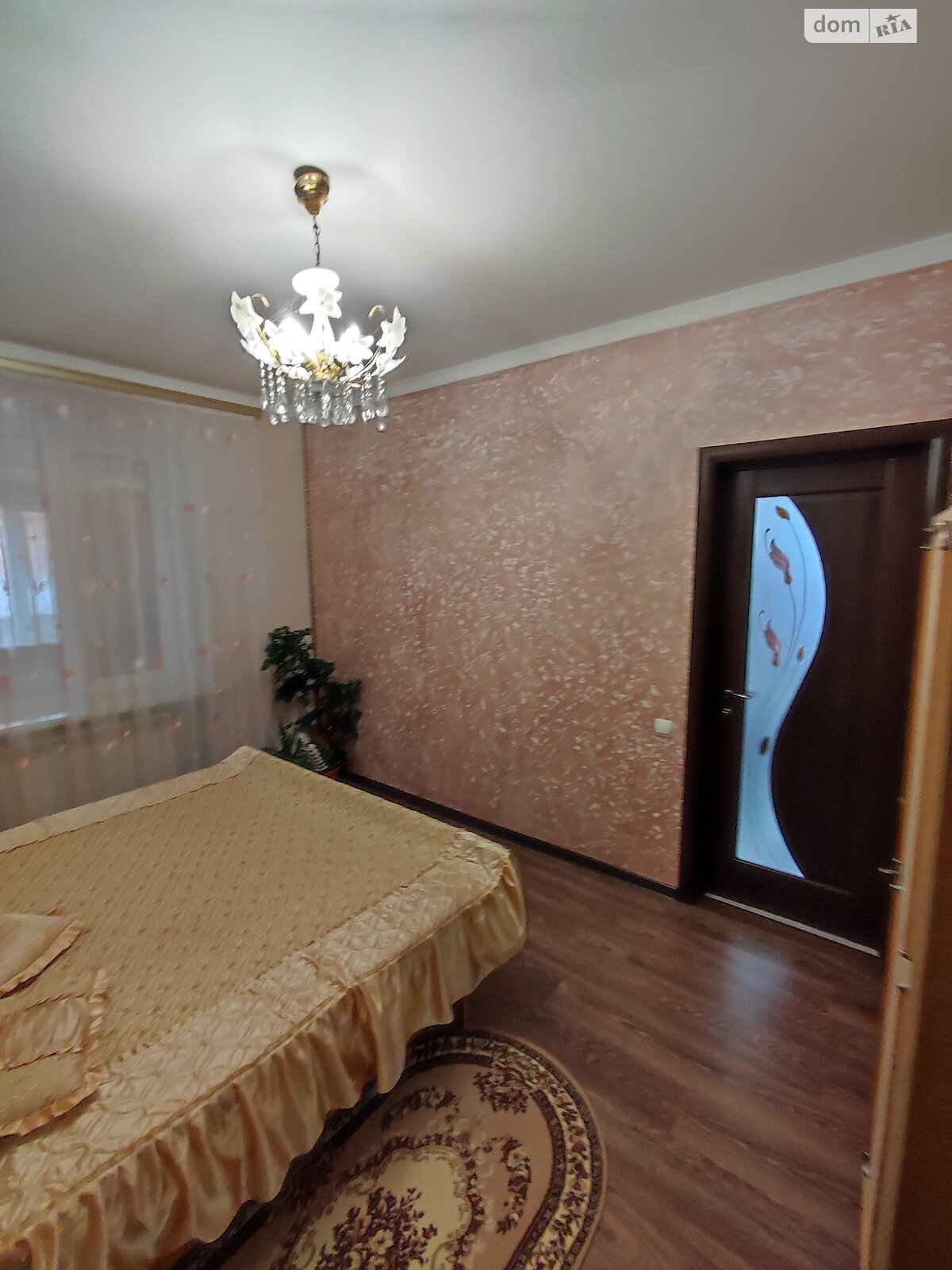 одноэтажный дом с верандой, 79 кв. м, кирпич. Сдается помесячно в Виннице, в районе Старый город фото 1 одноэтажный дом с верандой, 79 кв. м, кирпич. Сдается помесячно в Виннице, в районе Старый город фото 1