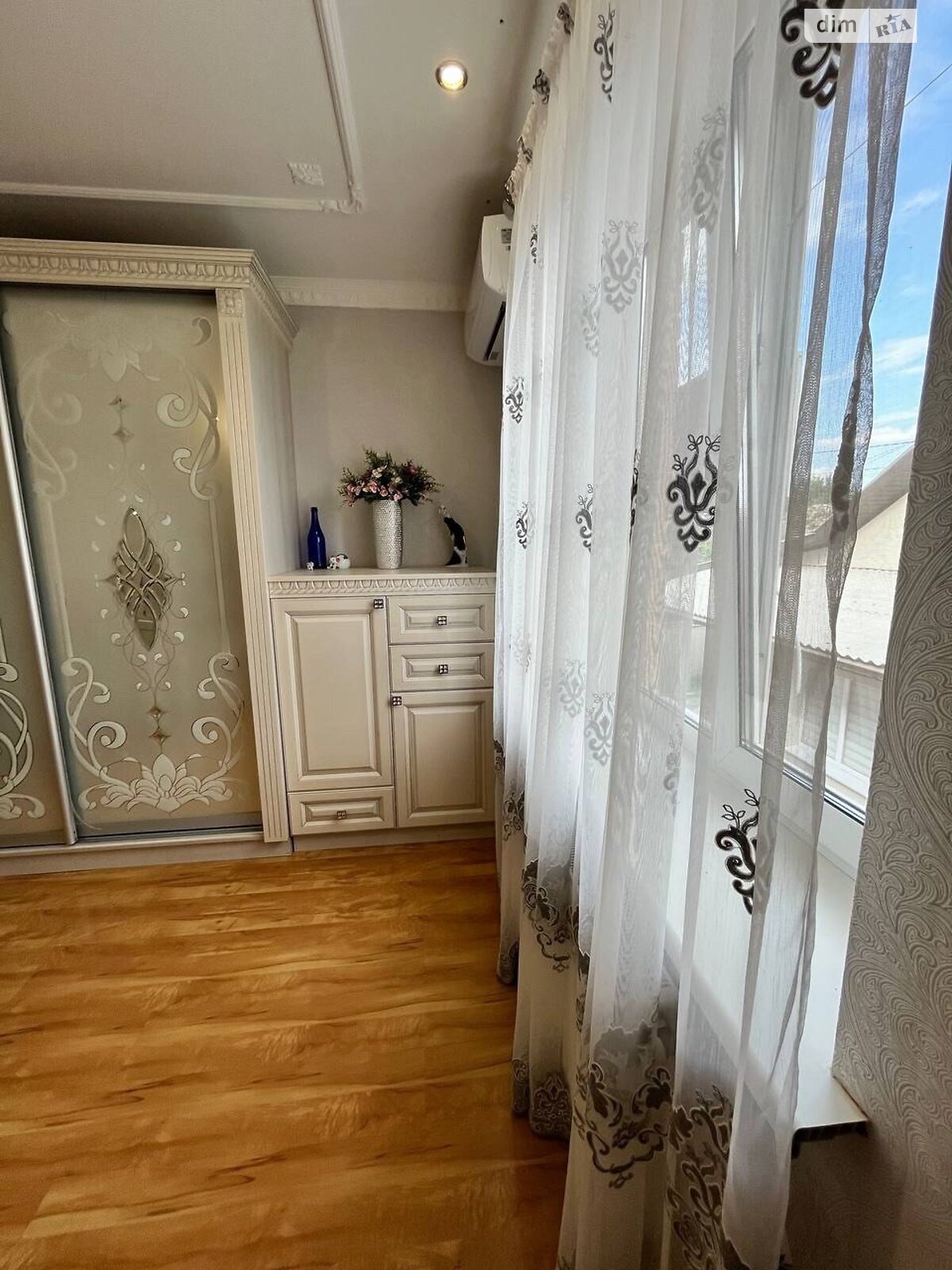 двоповерховий будинок, 100 кв. м, цегла. Здається помісячно в Вінниці, в районі Старе місто фото 1 двопроверховий будинок, 100 кв. м, цегла. Здається помісячно в Вінниці, в районі Старе місто фото 1