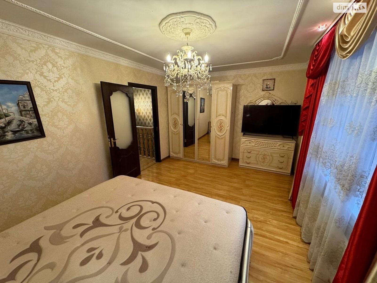 двухэтажный дом, 150 кв. м, кирпич. Сдается помесячно в Виннице, в районе Старый город фото 1 двухэтажный дом, 150 кв. м, кирпич. Сдается помесячно в Виннице, в районе Старый город фото 1
