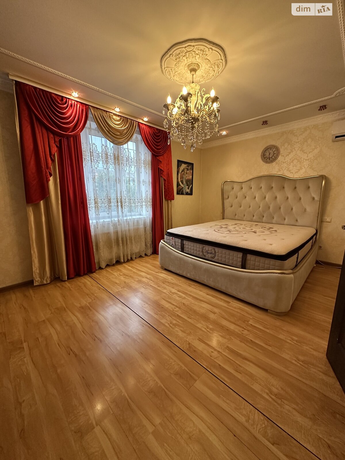 двухэтажный дом, 150 кв. м, кирпич. Сдается помесячно в Виннице, в районе Старый город фото 1 двухэтажный дом, 150 кв. м, кирпич. Сдается помесячно в Виннице, в районе Старый город фото 1