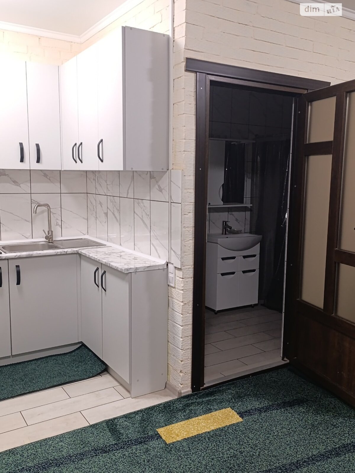 однопроверховий будинок, 60 кв. м, кирпич. Здається помісячно в Вінниці, в районі Старе місто фото 1