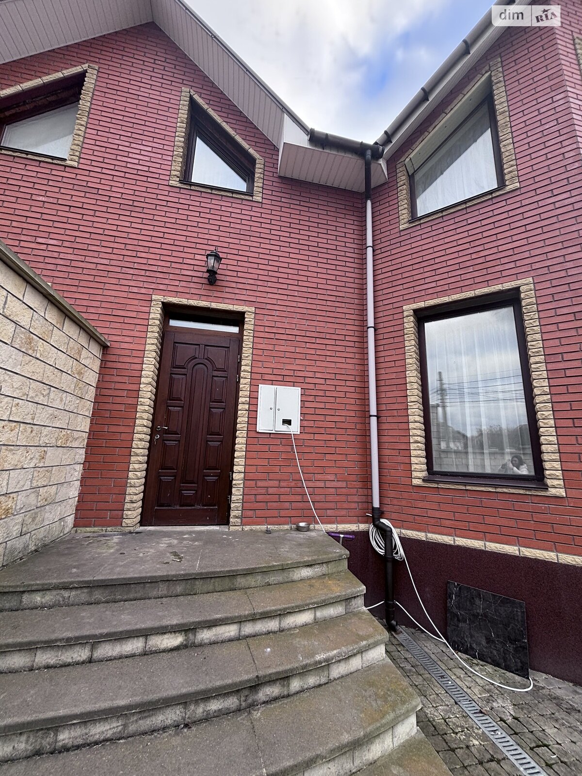 двухэтажный дом, 150 кв. м, кирпич. Сдается помесячно в Виннице, в районе Старый город фото 1