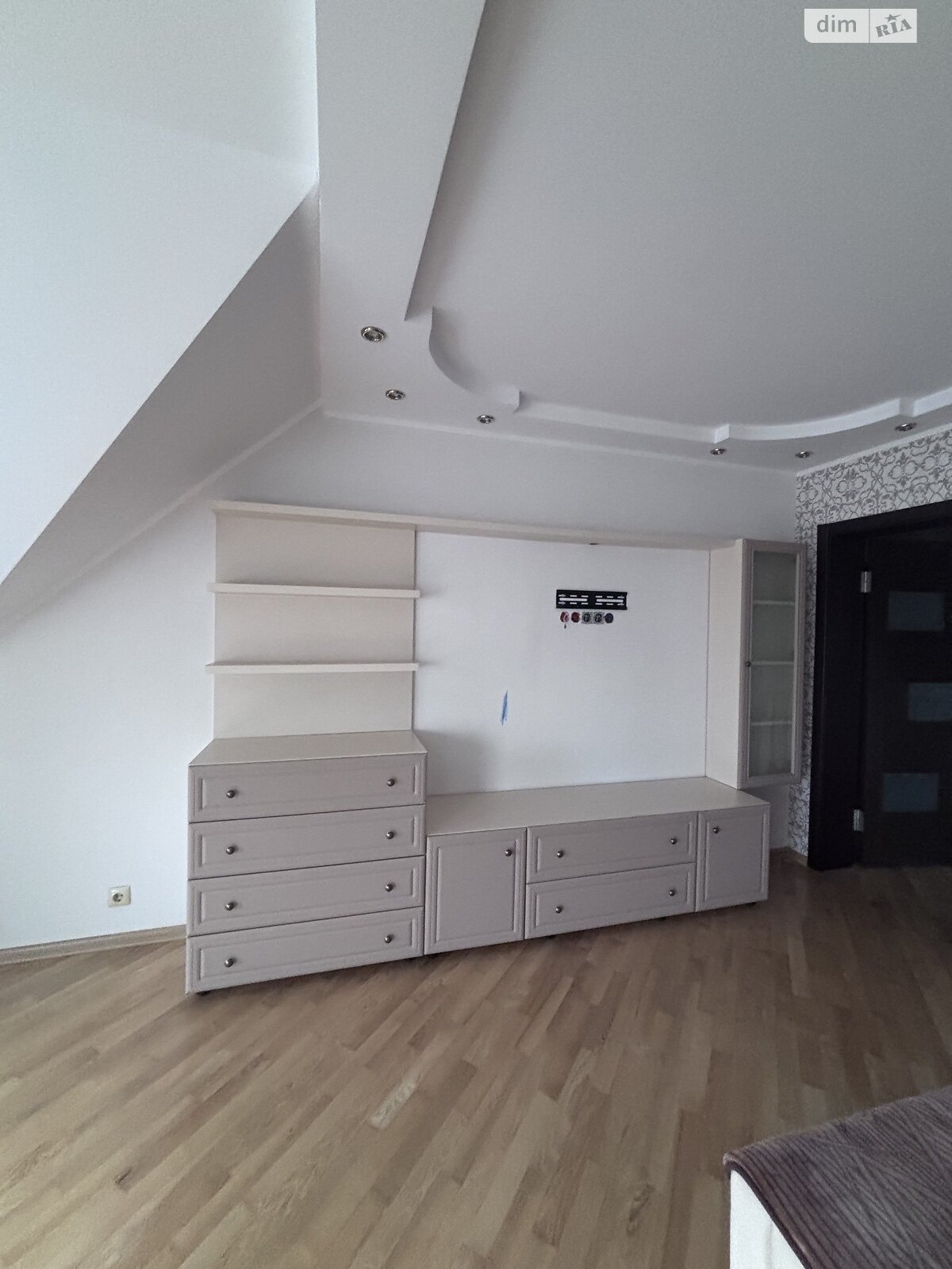 двухэтажный дом, 150 кв. м, кирпич. Сдается помесячно в Виннице, в районе Старый город фото 1