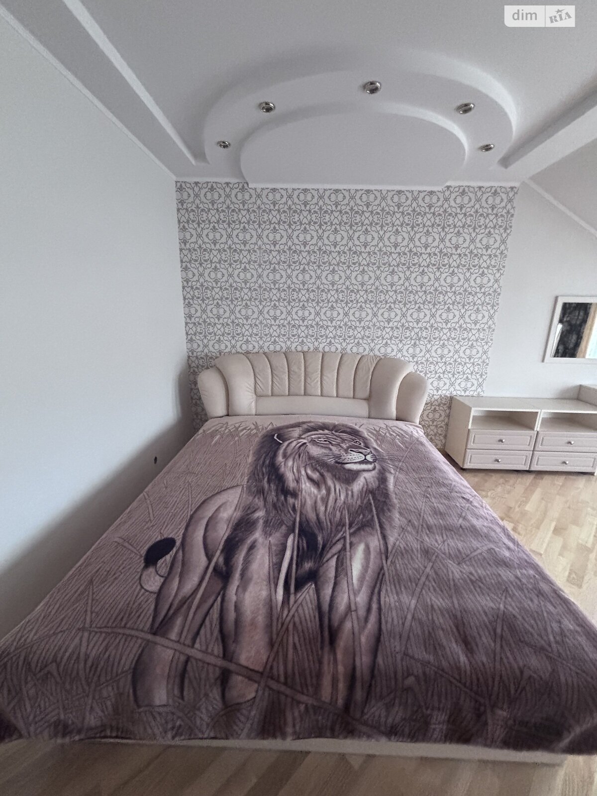 двухэтажный дом, 150 кв. м, кирпич. Сдается помесячно в Виннице, в районе Старый город фото 1