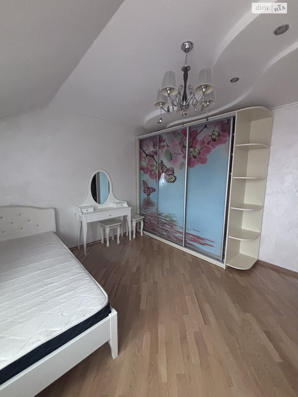 двухэтажный дом, 150 кв. м, кирпич. Сдается помесячно в Виннице, в районе Старый город фото 1