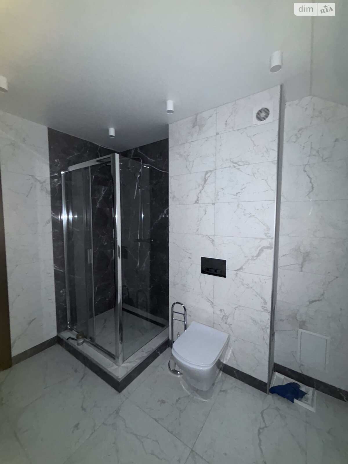 двухэтажный дом, 150 кв. м, кирпич. Сдается помесячно в Виннице, в районе Старый город фото 1