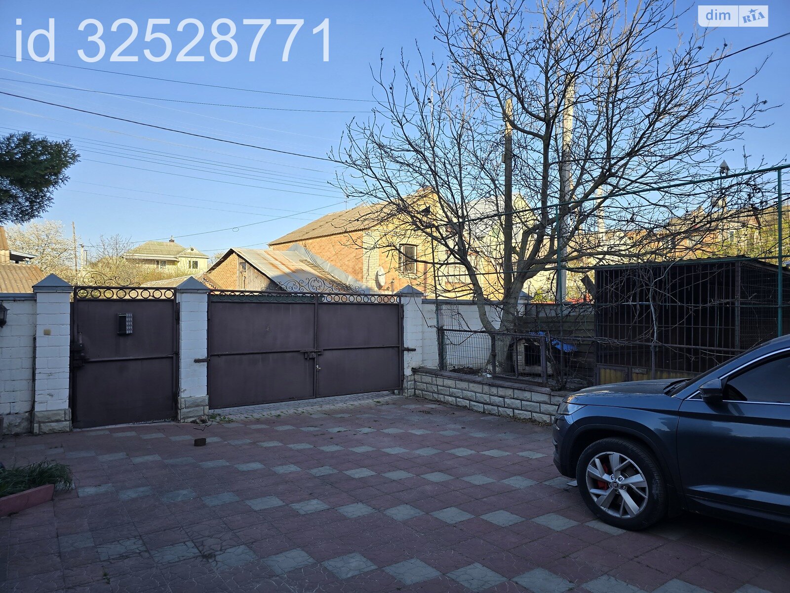 двухэтажный дом с верандой, 230 кв. м, кирпич. Сдается помесячно в Виннице, в районе Старый город фото 1 двухэтажный дом с верандой, 230 кв. м, кирпич. Сдается помесячно в Виннице, в районе Старый город фото 1