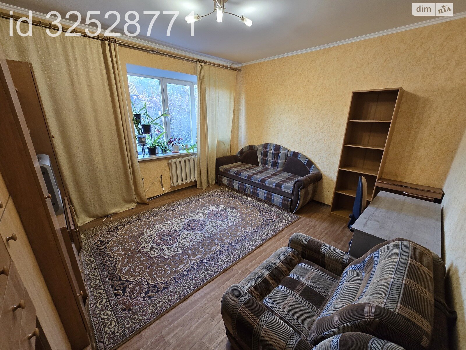 двухэтажный дом с верандой, 230 кв. м, кирпич. Сдается помесячно в Виннице, в районе Старый город фото 1 двухэтажный дом с верандой, 230 кв. м, кирпич. Сдается помесячно в Виннице, в районе Старый город фото 1