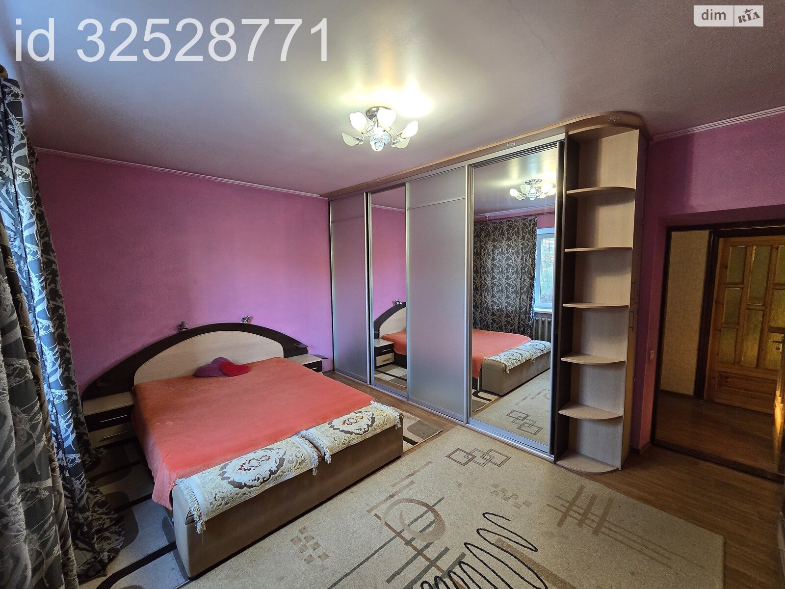 двухэтажный дом с верандой, 230 кв. м, кирпич. Сдается помесячно в Виннице, в районе Старый город фото 1 двухэтажный дом с верандой, 230 кв. м, кирпич. Сдается помесячно в Виннице, в районе Старый город фото 1