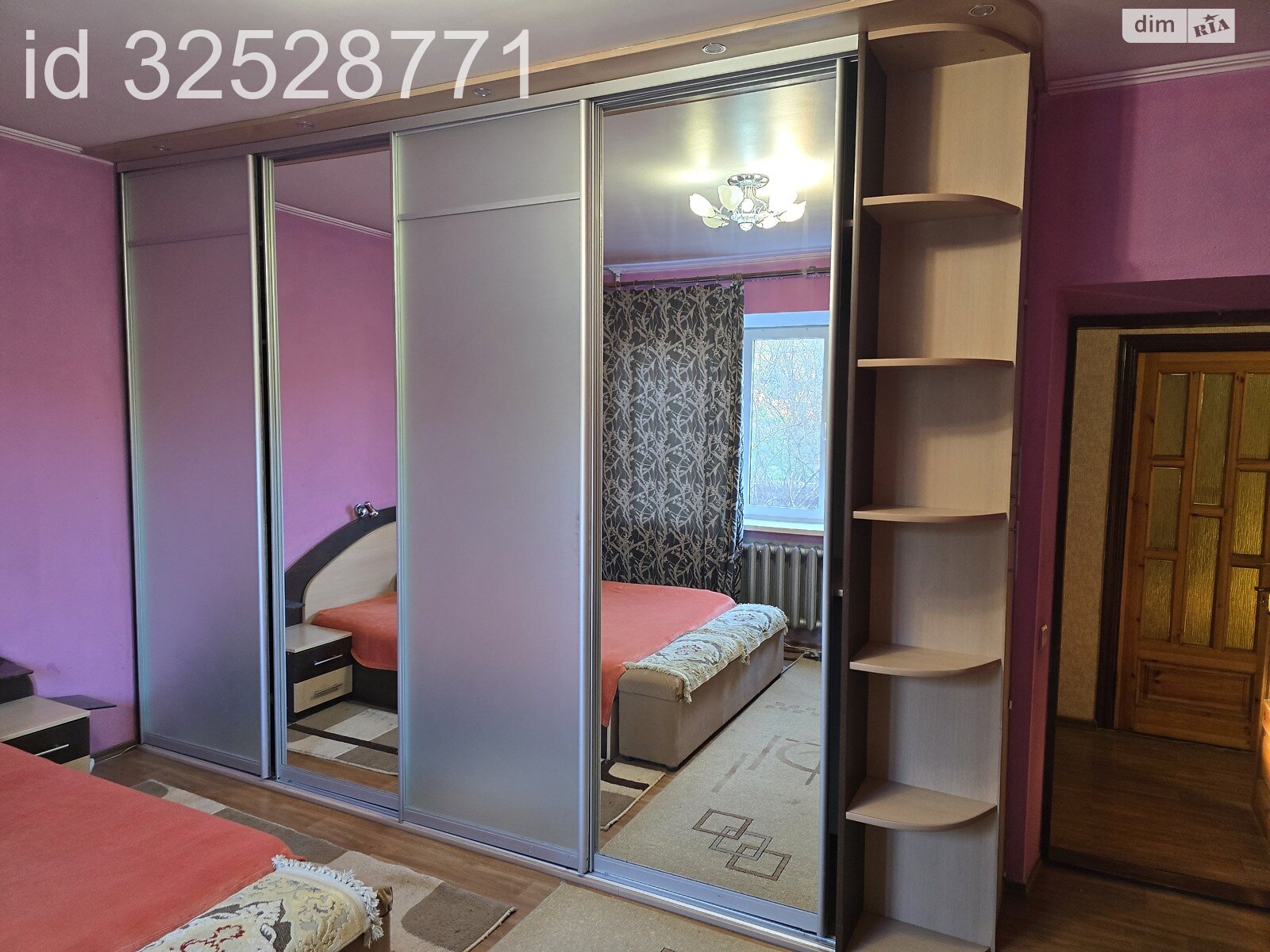 двухэтажный дом с верандой, 230 кв. м, кирпич. Сдается помесячно в Виннице, в районе Старый город фото 1 двухэтажный дом с верандой, 230 кв. м, кирпич. Сдается помесячно в Виннице, в районе Старый город фото 1