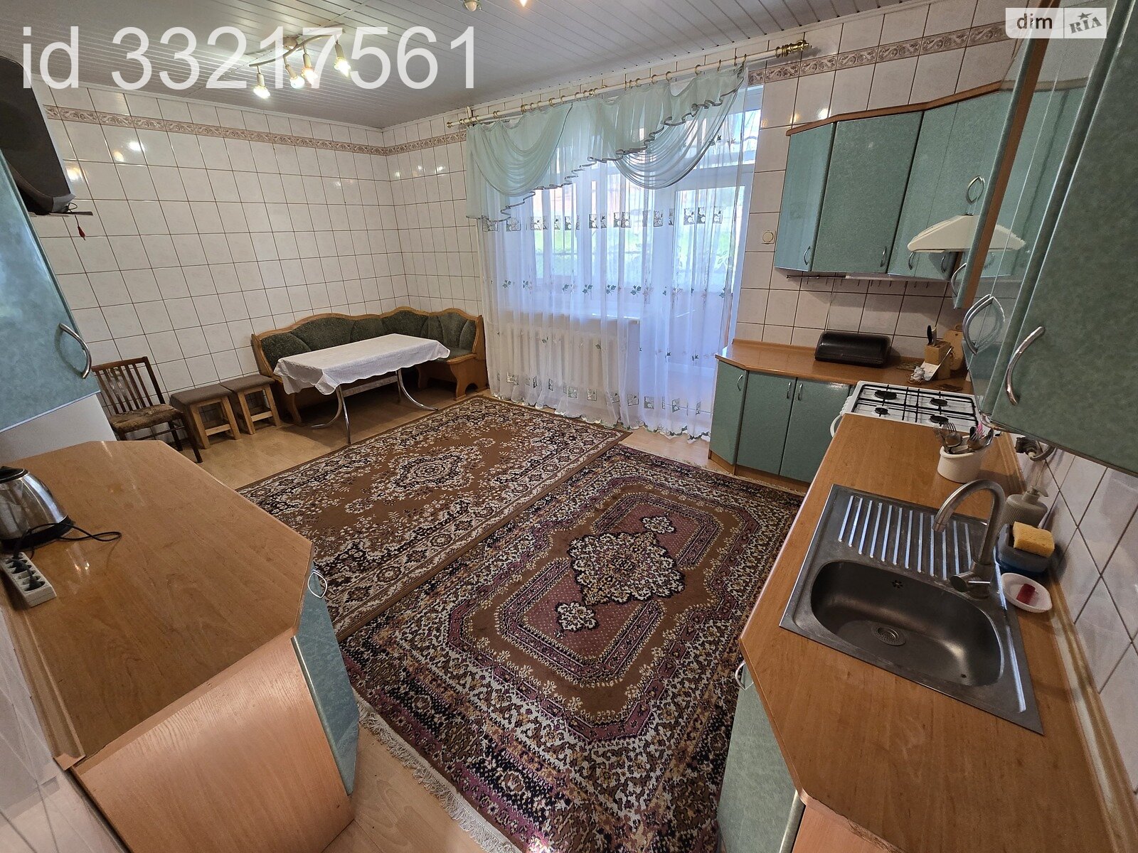 трехэтажный дом с гаражом, 180 кв. м, кирпич. Сдается помесячно в Виннице, в районе Старый город фото 1 трехэтажный дом с гаражом, 180 кв. м, кирпич. Сдается помесячно в Виннице, в районе Старый город фото 1