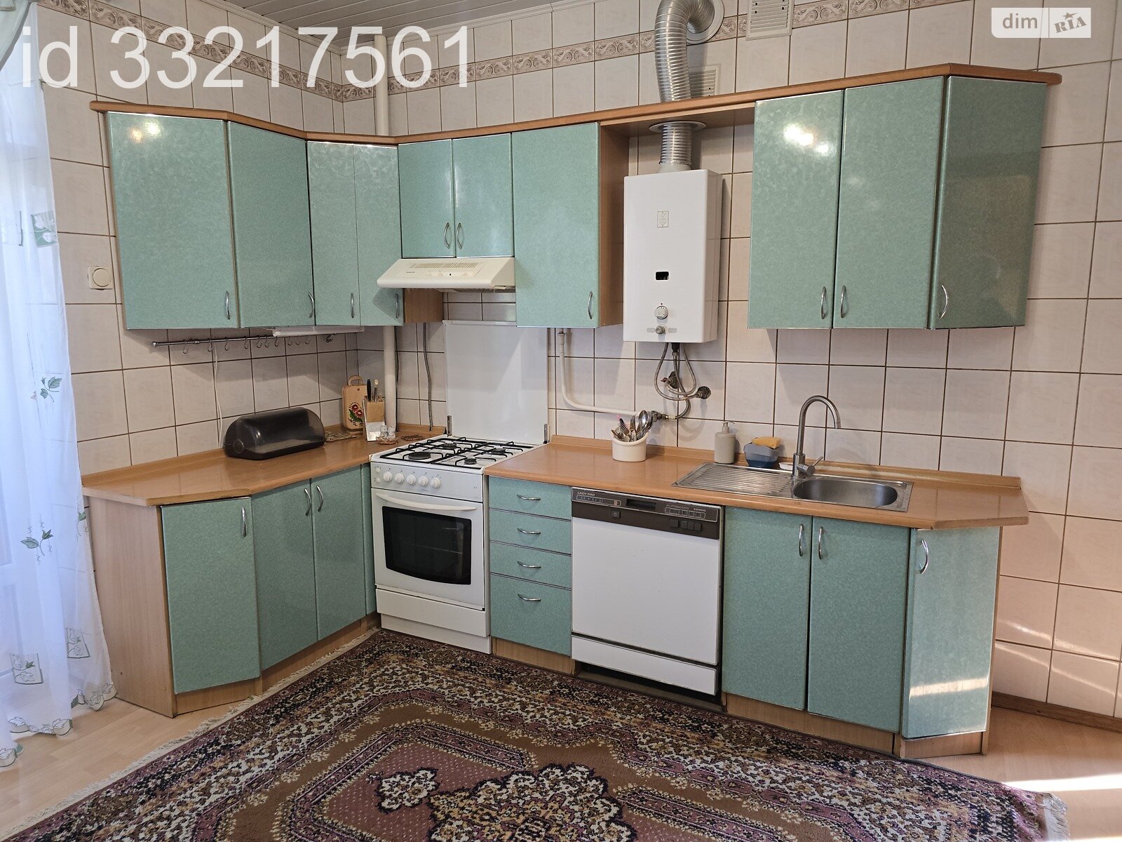 трехэтажный дом с гаражом, 180 кв. м, кирпич. Сдается помесячно в Виннице, в районе Старый город фото 1 трехэтажный дом с гаражом, 180 кв. м, кирпич. Сдается помесячно в Виннице, в районе Старый город фото 1