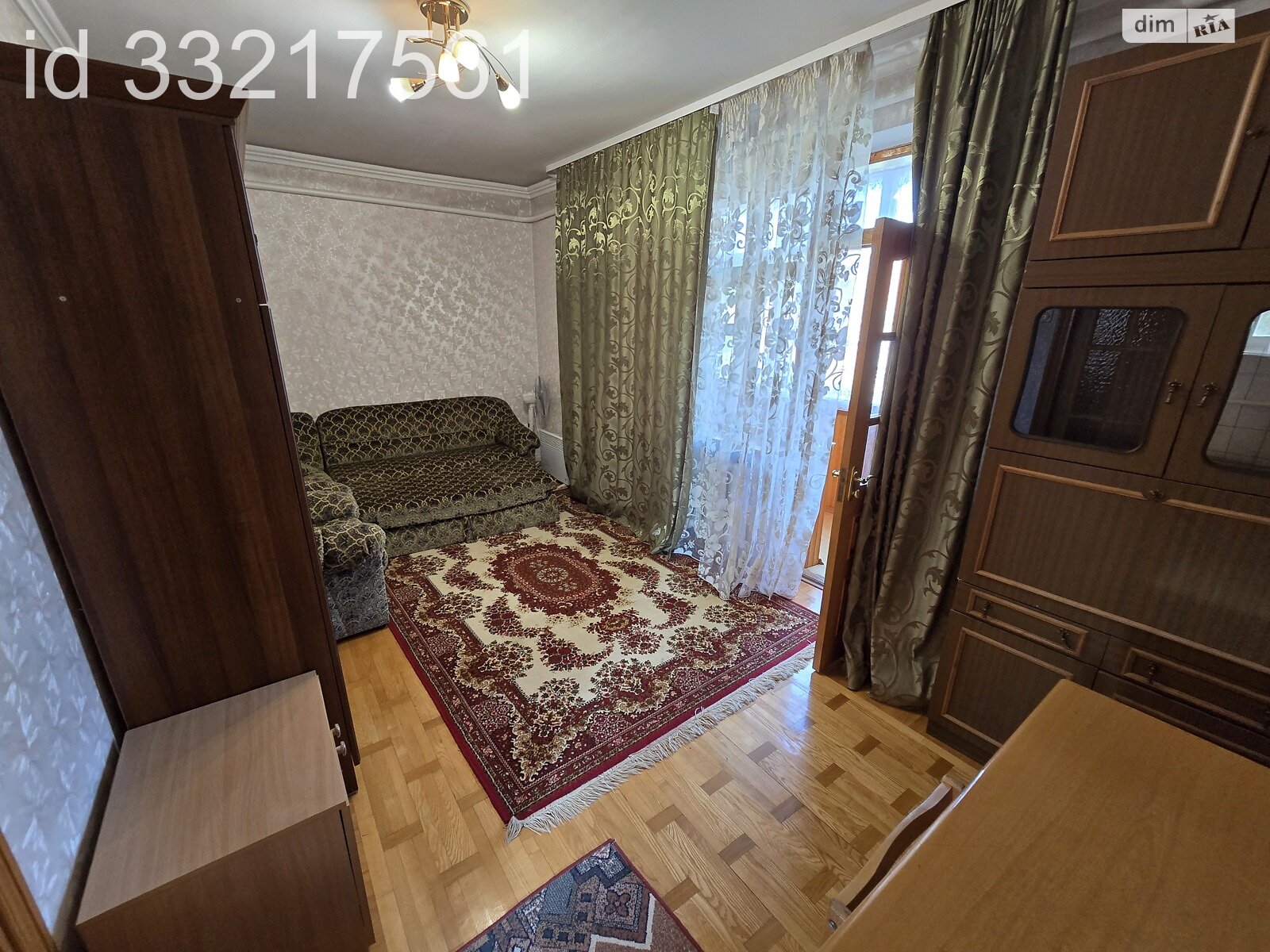 трехэтажный дом с гаражом, 180 кв. м, кирпич. Сдается помесячно в Виннице, в районе Старый город фото 1 трехэтажный дом с гаражом, 180 кв. м, кирпич. Сдается помесячно в Виннице, в районе Старый город фото 1