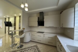 двопроверховий будинок, 135 кв. м, кирпич. Здається помісячно в Вінниці, в районі Старе місто фото 2