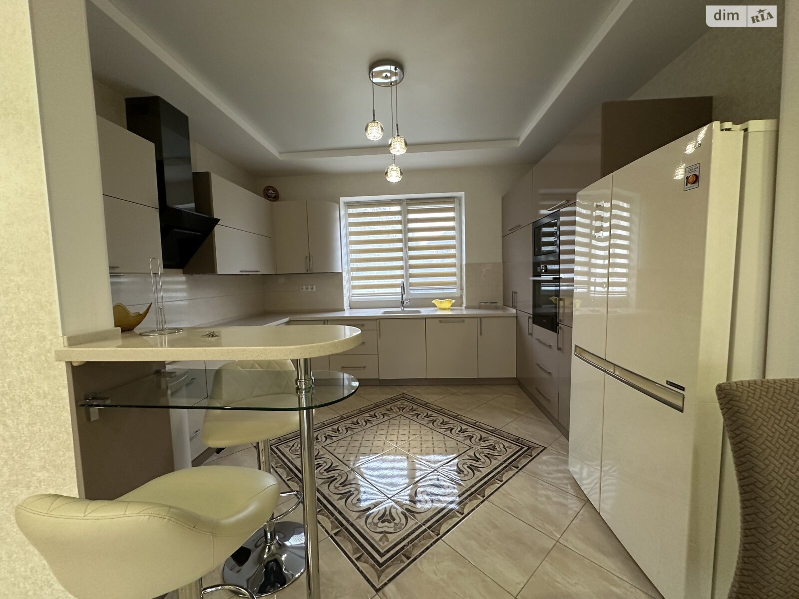 двопроверховий будинок, 135 кв. м, кирпич. Здається помісячно в Вінниці, в районі Старе місто фото 1