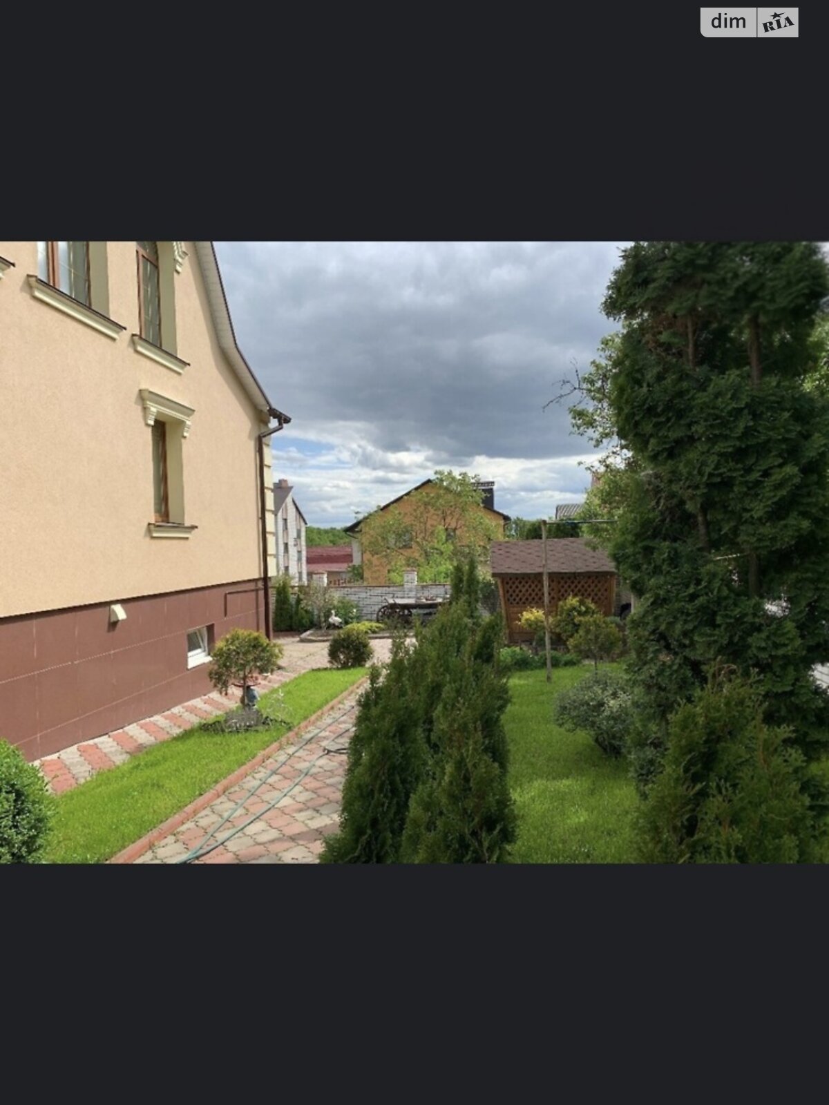 двухэтажный дом беседка, 280 кв. м, кирпич. Сдается помесячно в Виннице, в районе Старый город фото 1 двухэтажный дом беседка, 280 кв. м, кирпич. Сдается помесячно в Виннице, в районе Старый город фото 1