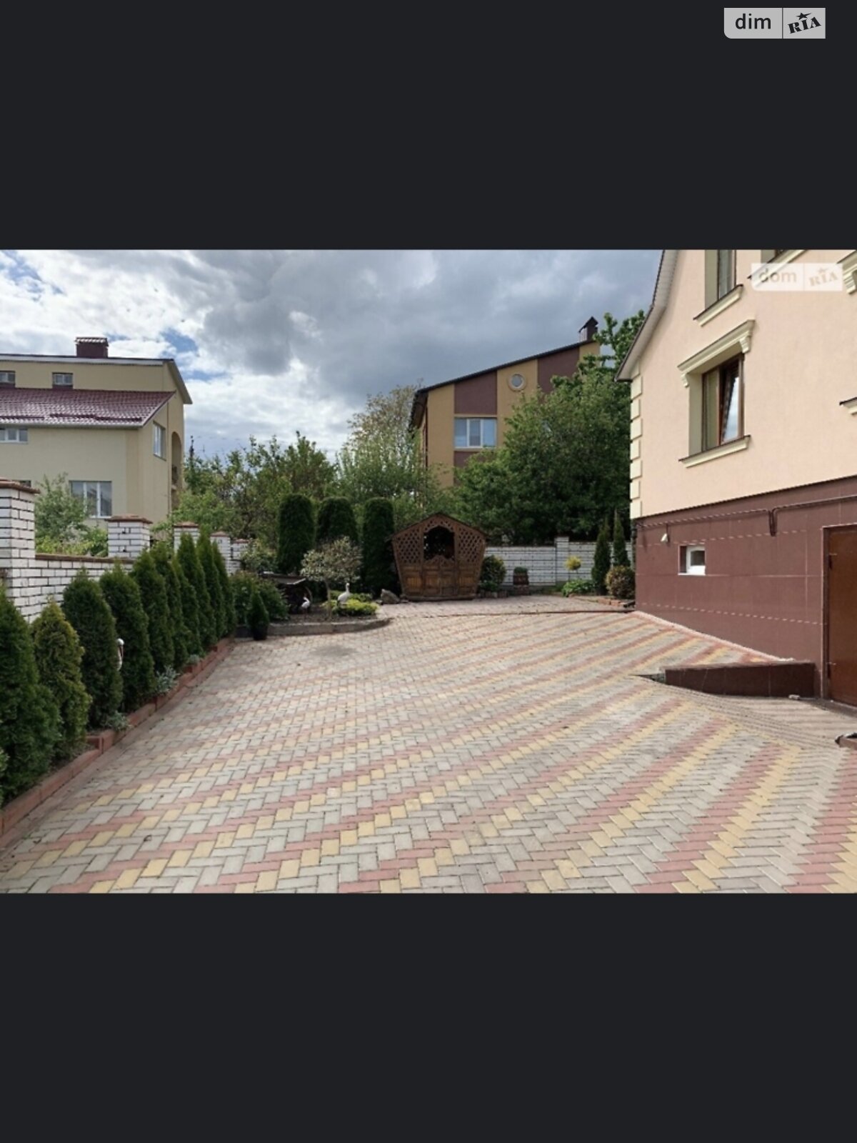 двухэтажный дом беседка, 280 кв. м, кирпич. Сдается помесячно в Виннице, в районе Старый город фото 1 двухэтажный дом беседка, 280 кв. м, кирпич. Сдается помесячно в Виннице, в районе Старый город фото 1