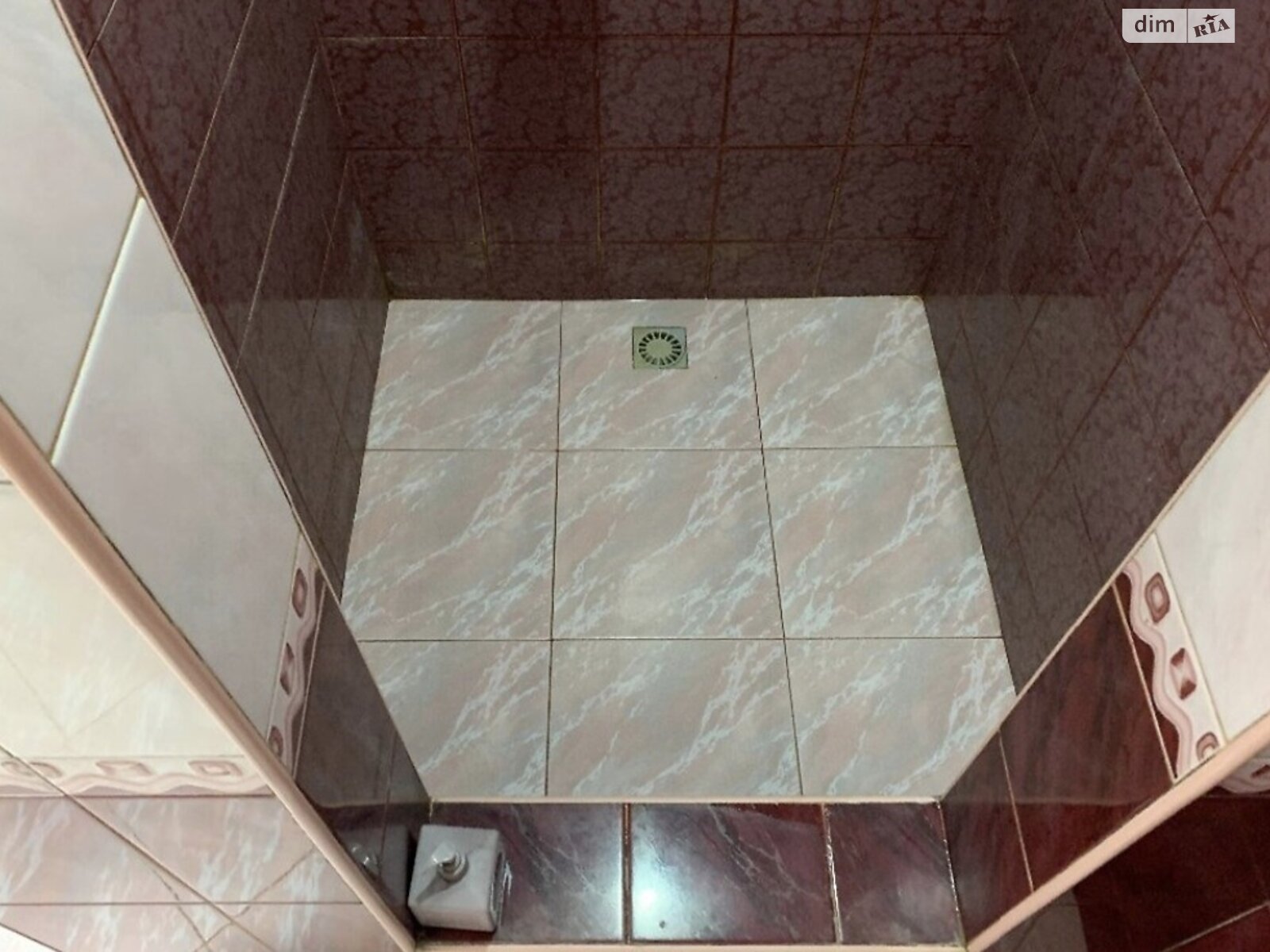 двухэтажный дом беседка, 280 кв. м, кирпич. Сдается помесячно в Виннице, в районе Старый город фото 1 двухэтажный дом беседка, 280 кв. м, кирпич. Сдается помесячно в Виннице, в районе Старый город фото 1