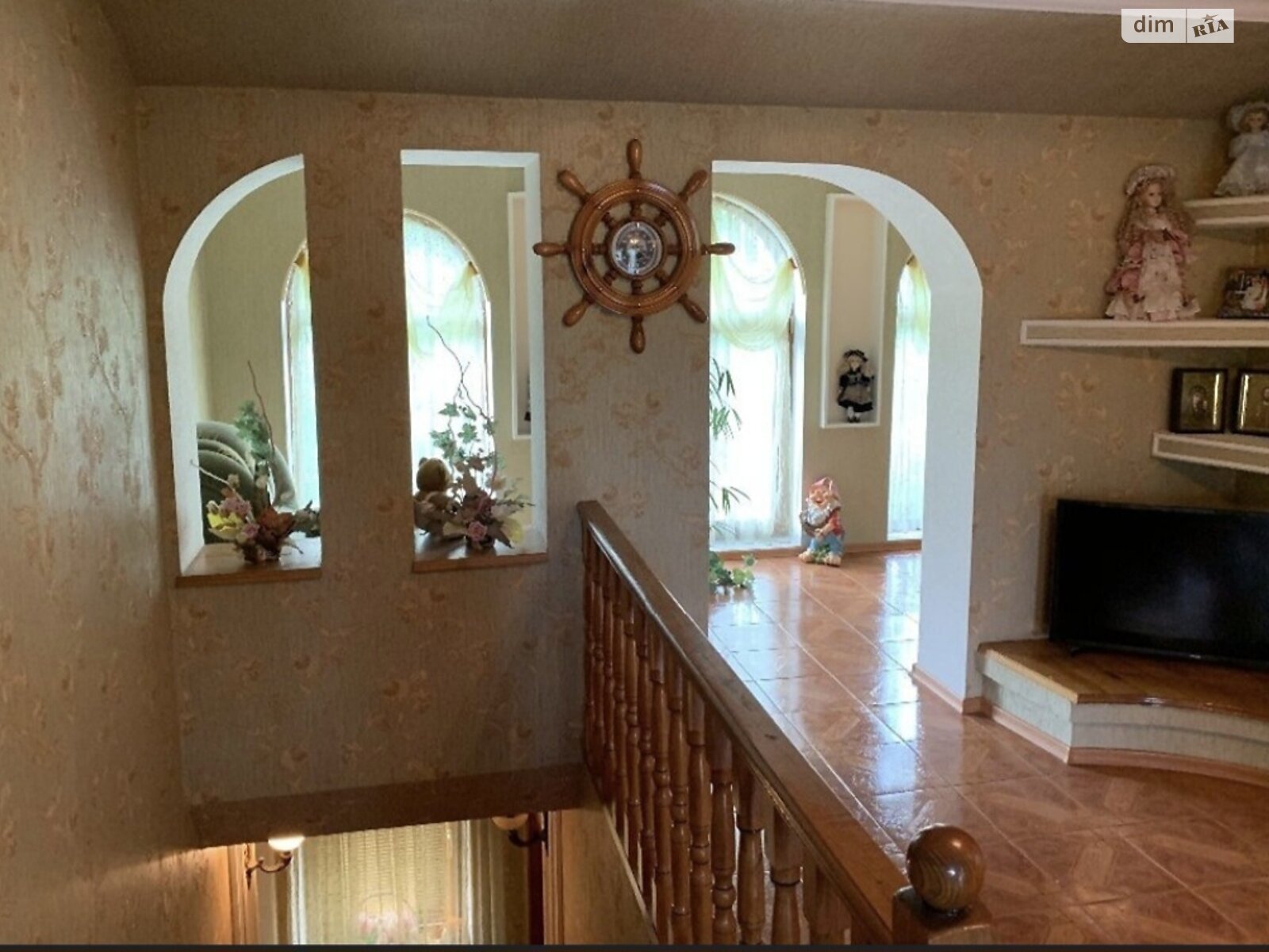 двухэтажный дом беседка, 280 кв. м, кирпич. Сдается помесячно в Виннице, в районе Старый город фото 1 двухэтажный дом беседка, 280 кв. м, кирпич. Сдается помесячно в Виннице, в районе Старый город фото 1