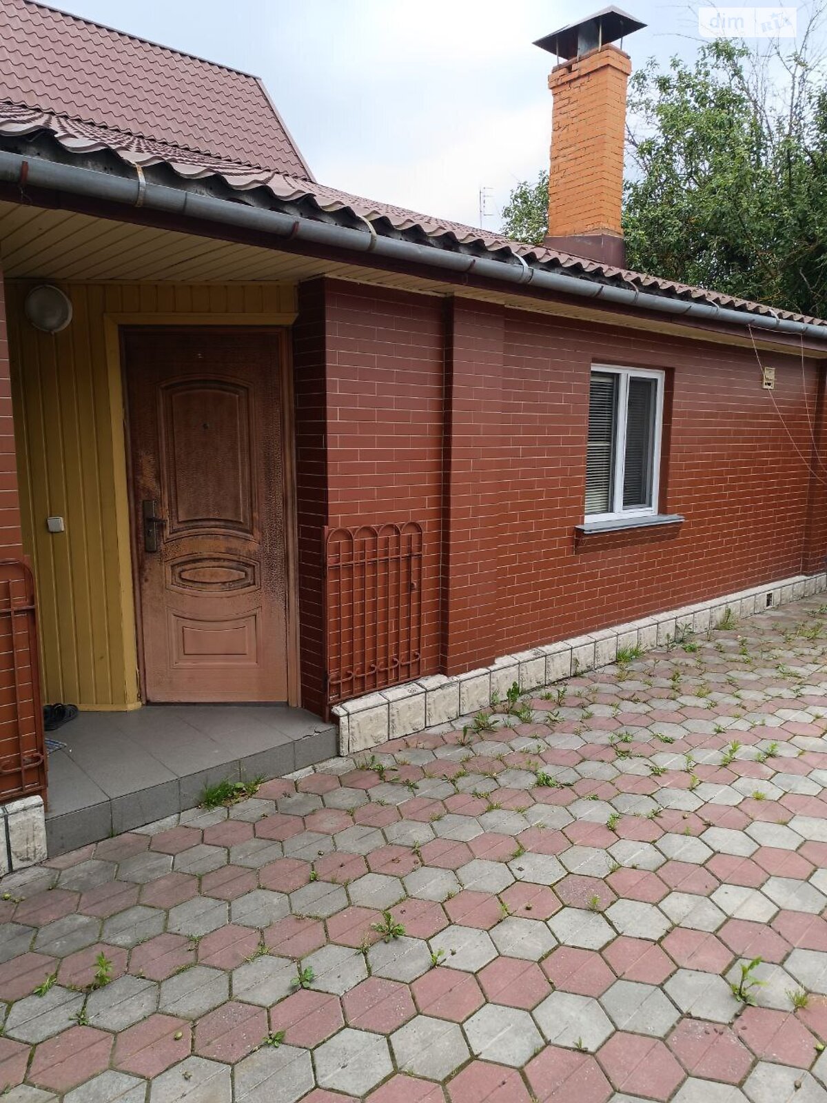 одноэтажный дом с верандой, 120 кв. м, кирпич. Сдается помесячно в Виннице, в районе Старый город фото 1 одноэтажный дом с верандой, 120 кв. м, кирпич. Сдается помесячно в Виннице, в районе Старый город фото 1