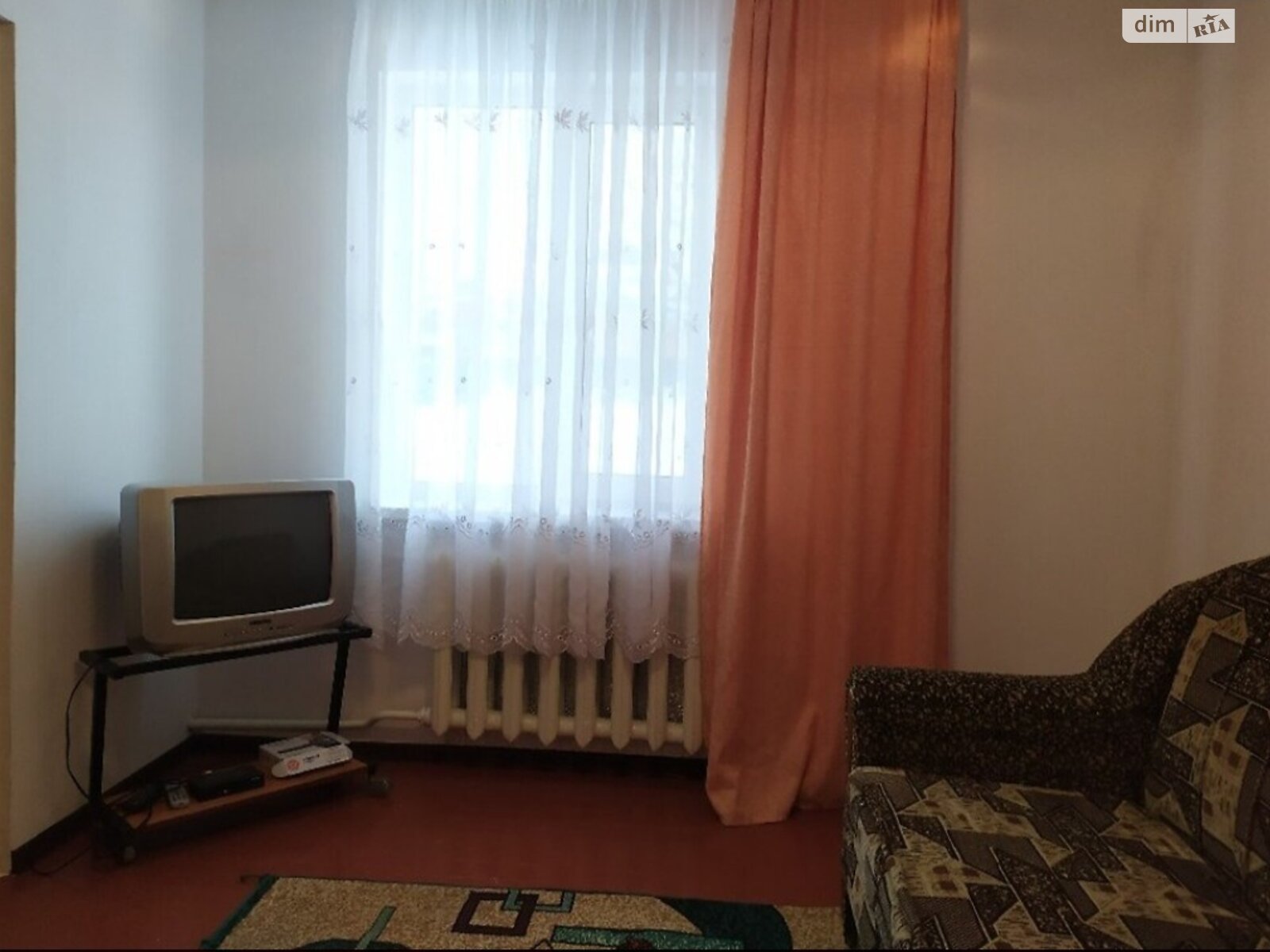 одноповерховий будинок з верандою, 56 кв. м, цегла. Здається помісячно в Вінниці, в районі Старе місто фото 1 однопроверховий будинок з верандою, 56 кв. м, цегла. Здається помісячно в Вінниці, в районі Старе місто фото 1