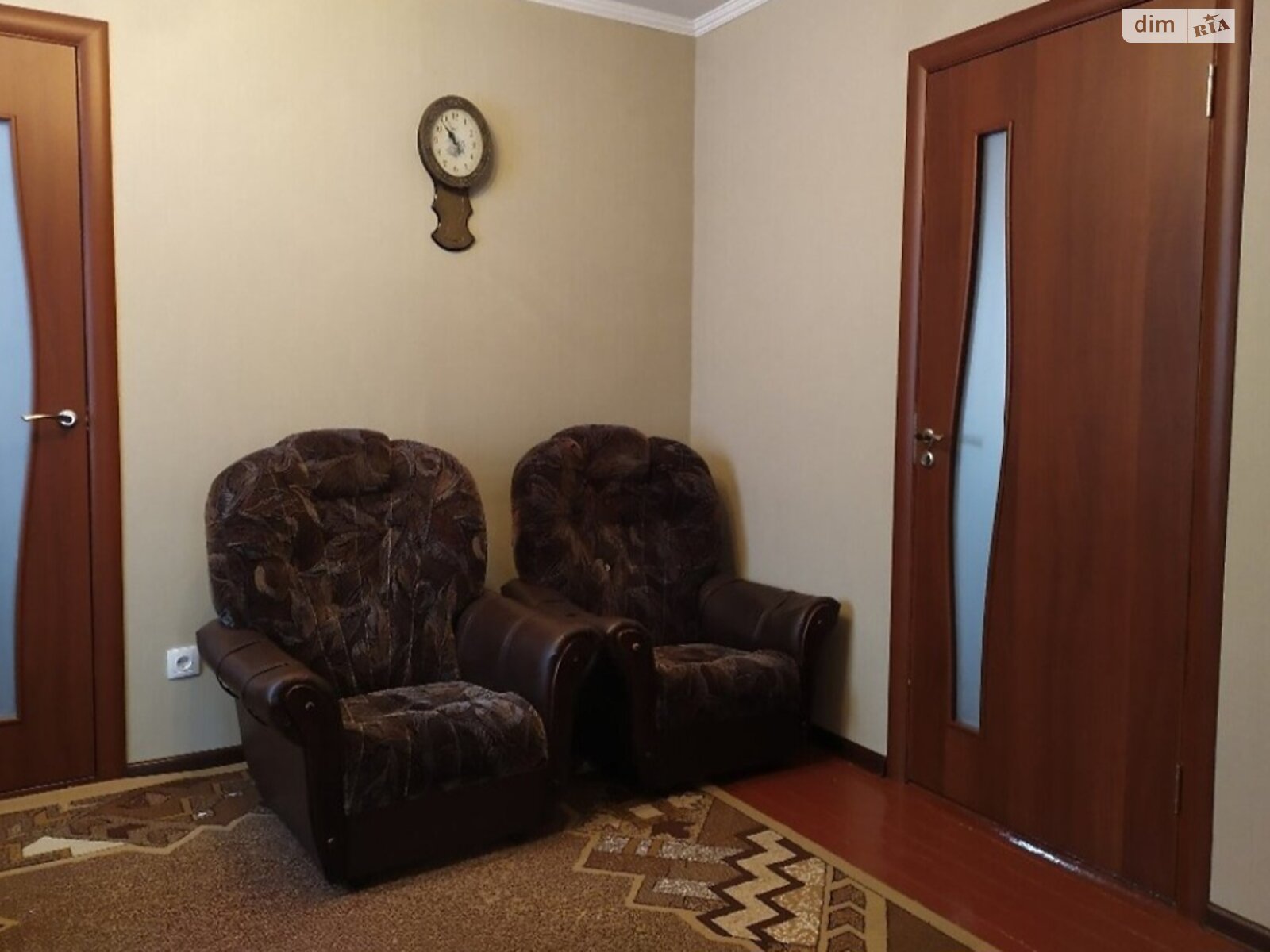 одноповерховий будинок з верандою, 56 кв. м, цегла. Здається помісячно в Вінниці, в районі Старе місто фото 1 однопроверховий будинок з верандою, 56 кв. м, цегла. Здається помісячно в Вінниці, в районі Старе місто фото 1