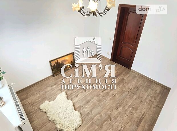 двоповерховий будинок з балконом, 160 кв. м, цегла. Здається помісячно в Вінниці, в районі Старе місто фото 1 двопроверховий будинок з балконом, 160 кв. м, цегла. Здається помісячно в Вінниці, в районі Старе місто фото 1