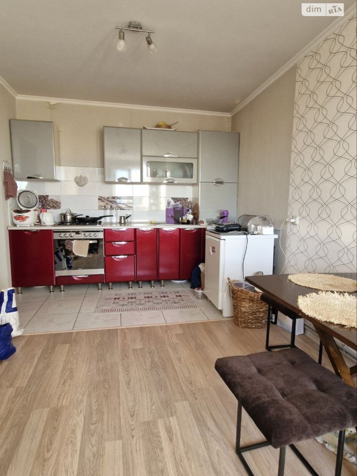 одноэтажный дом с ремонтом, 100 кв. м, кирпич. Сдается помесячно в Виннице, в районе Старый город фото 1 одноэтажный дом с ремонтом, 100 кв. м, кирпич. Сдается помесячно в Виннице, в районе Старый город фото 1