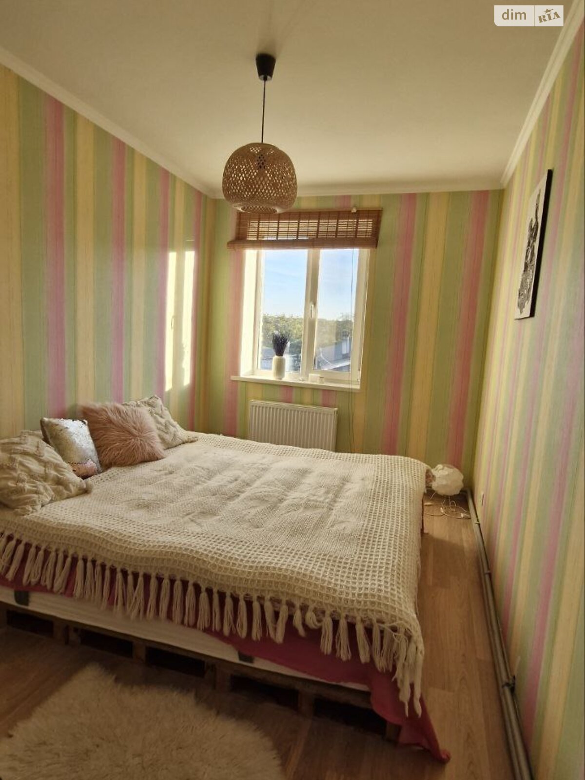 одноэтажный дом с ремонтом, 100 кв. м, кирпич. Сдается помесячно в Виннице, в районе Старый город фото 1 одноэтажный дом с ремонтом, 100 кв. м, кирпич. Сдается помесячно в Виннице, в районе Старый город фото 1