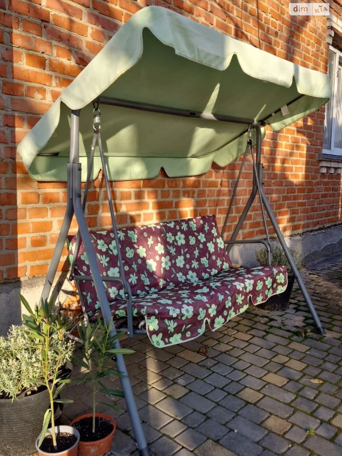 одноэтажный дом с ремонтом, 100 кв. м, кирпич. Сдается помесячно в Виннице, в районе Старый город фото 1 одноэтажный дом с ремонтом, 100 кв. м, кирпич. Сдается помесячно в Виннице, в районе Старый город фото 1