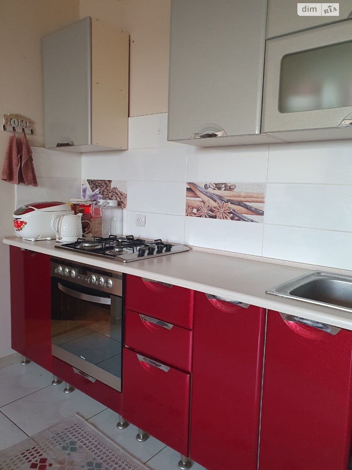 одноэтажный дом с ремонтом, 100 кв. м, кирпич. Сдается помесячно в Виннице, в районе Старый город фото 1 одноэтажный дом с ремонтом, 100 кв. м, кирпич. Сдается помесячно в Виннице, в районе Старый город фото 1