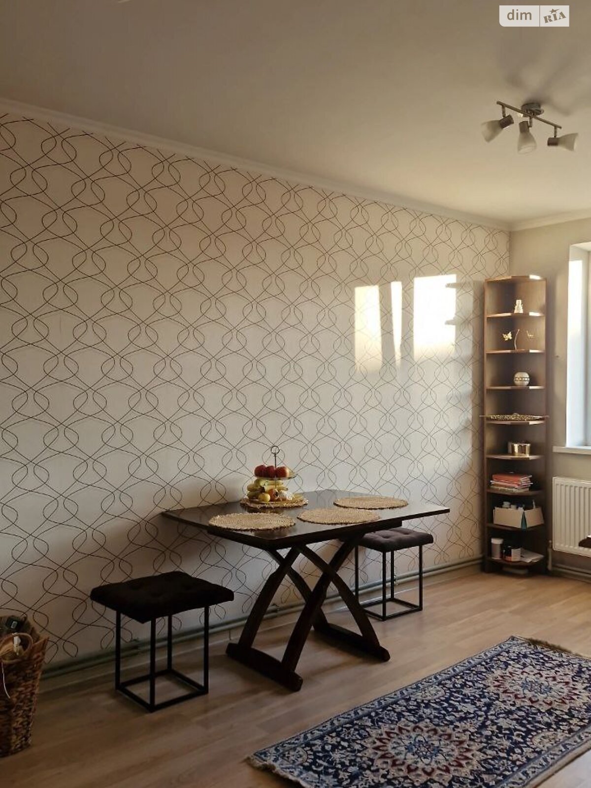 одноэтажный дом с ремонтом, 100 кв. м, кирпич. Сдается помесячно в Виннице, в районе Старый город фото 1 одноэтажный дом с ремонтом, 100 кв. м, кирпич. Сдается помесячно в Виннице, в районе Старый город фото 1