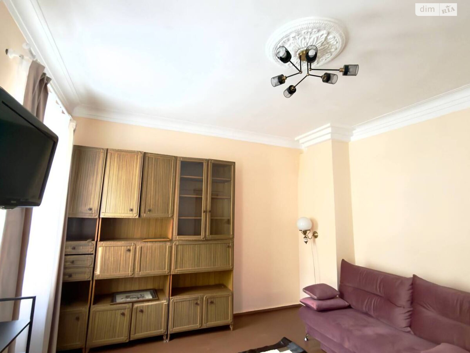 одноэтажный дом, 80 кв. м, кирпич. Сдается помесячно в Виннице, в районе Центр фото 1