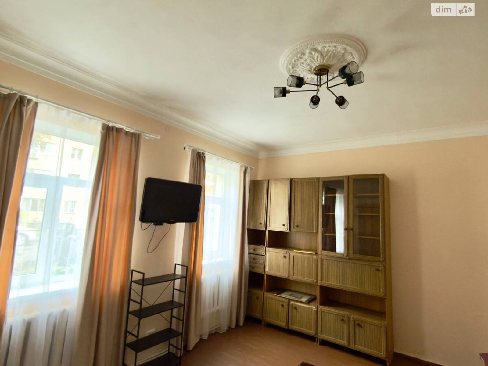 одноэтажный дом, 80 кв. м, кирпич. Сдается помесячно в Виннице, в районе Центр фото 1