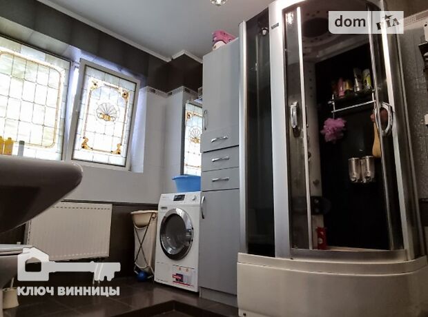 двухэтажный дом с камином, 300 кв. м, кирпич. Сдается помесячно в Виннице, в районе Центр фото 1 двухэтажный дом с камином, 300 кв. м, кирпич. Сдается помесячно в Виннице, в районе Центр фото 1