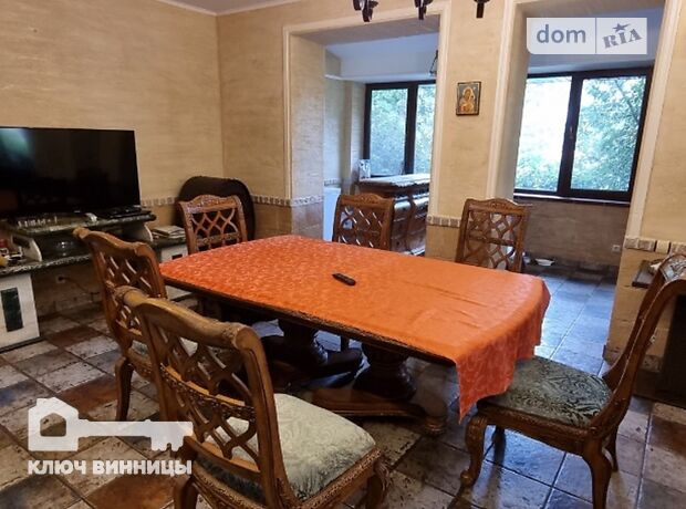 двухэтажный дом с ремонтом, 300 кв. м, кирпич. Сдается помесячно в Виннице, в районе Центр фото 1 двухэтажный дом с ремонтом, 300 кв. м, кирпич. Сдается помесячно в Виннице, в районе Центр фото 1