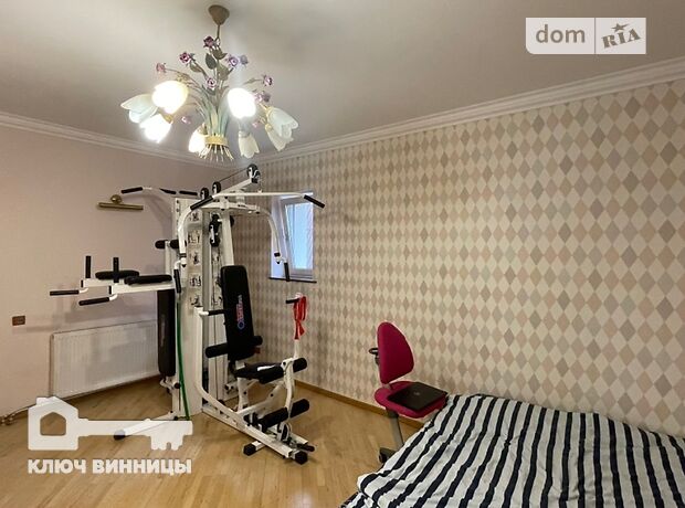двухэтажный дом с ремонтом, 300 кв. м, кирпич. Сдается помесячно в Виннице, в районе Центр фото 1 двухэтажный дом с ремонтом, 300 кв. м, кирпич. Сдается помесячно в Виннице, в районе Центр фото 1