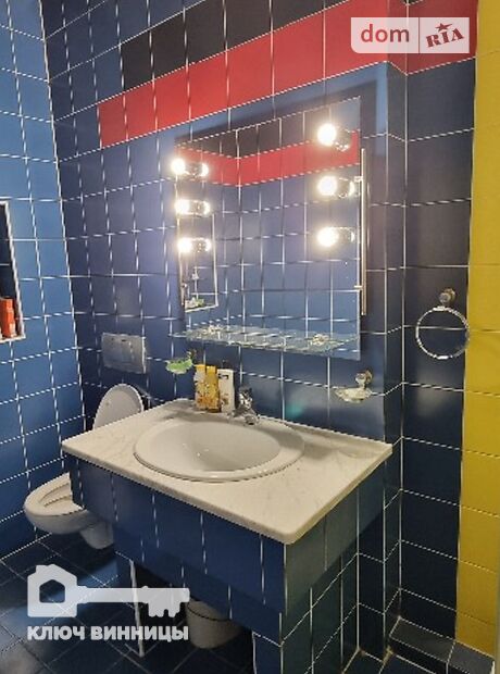 двухэтажный дом с камином, 156 кв. м, кирпич. Сдается помесячно в Виннице, в районе Центр фото 1 двухэтажный дом с камином, 156 кв. м, кирпич. Сдается помесячно в Виннице, в районе Центр фото 1